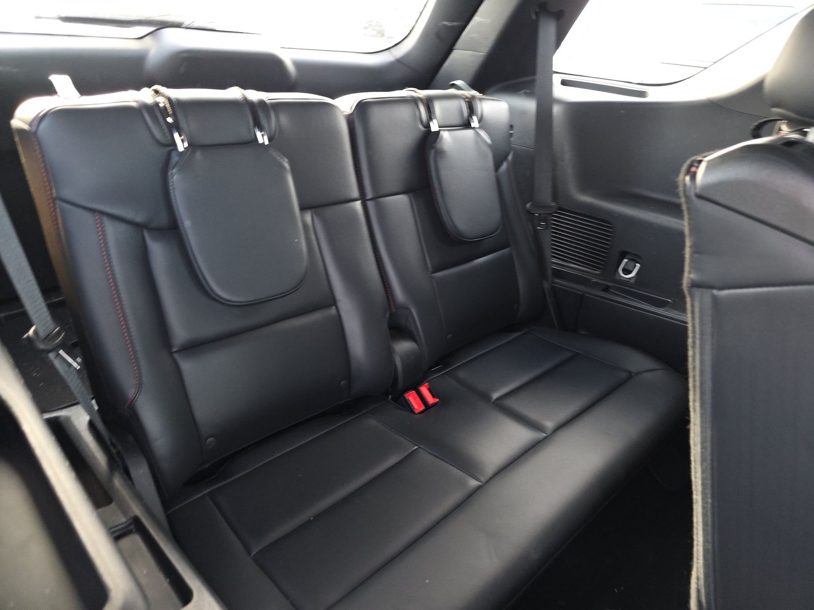 2025 Ford Explorer ST-Line AWD