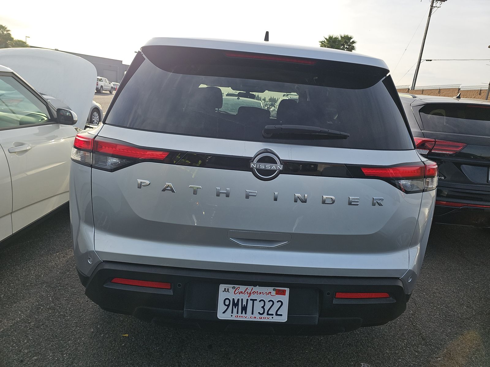 2024 Nissan Pathfinder S FWD