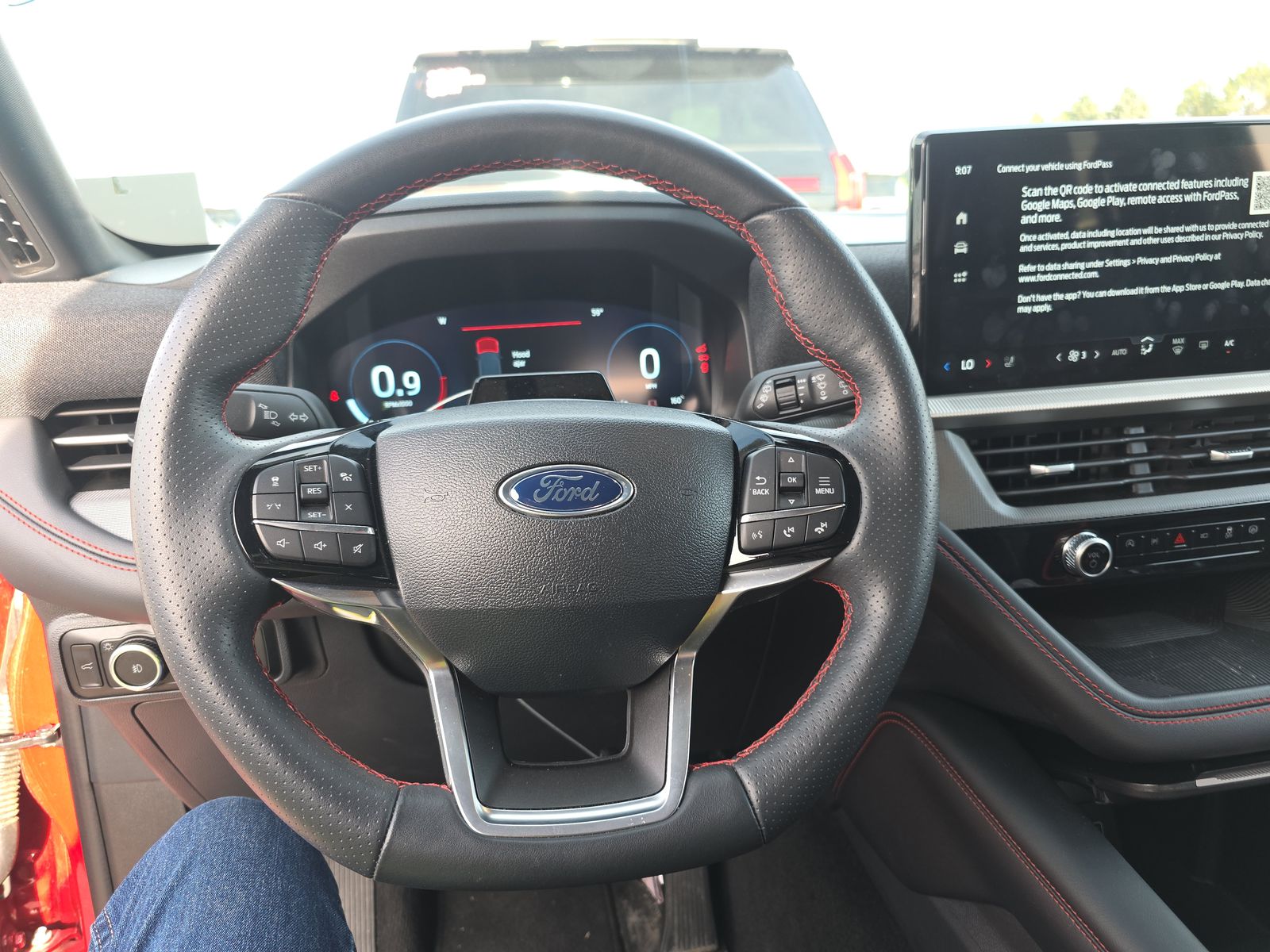 2025 Ford Explorer ST-Line AWD