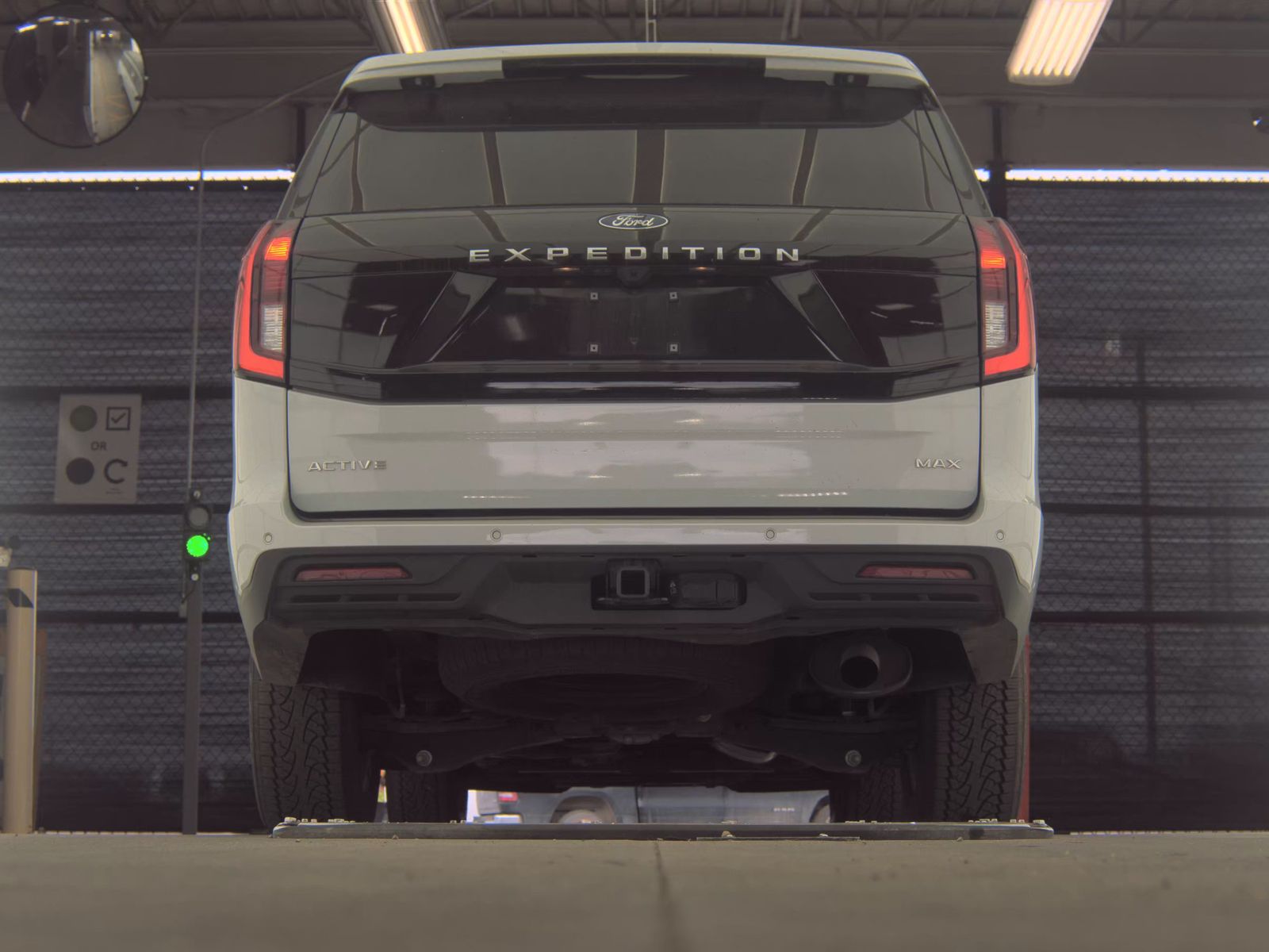 FORD EXPEDITION MAX - 8