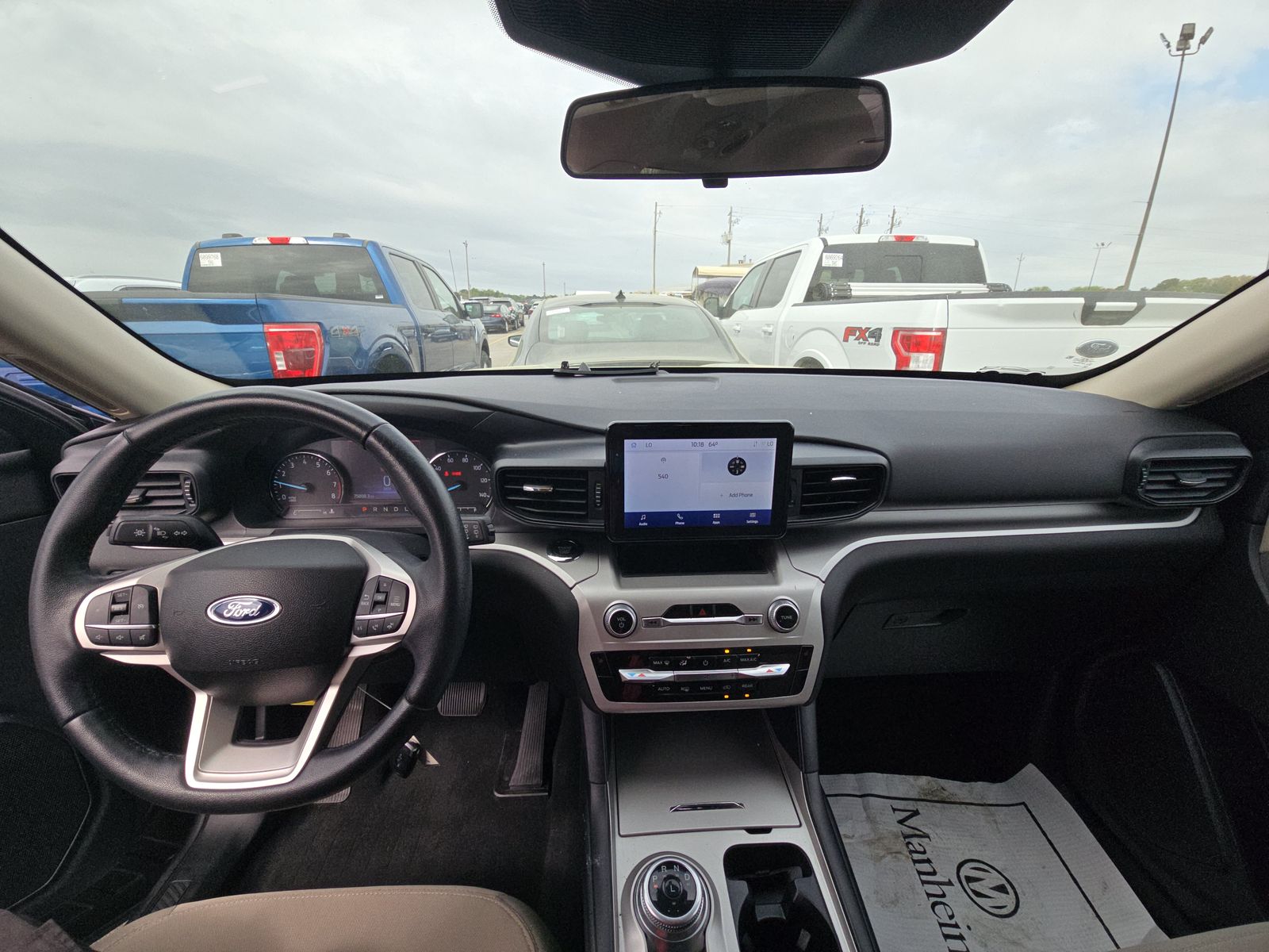 2022 Ford Explorer XLT RWD