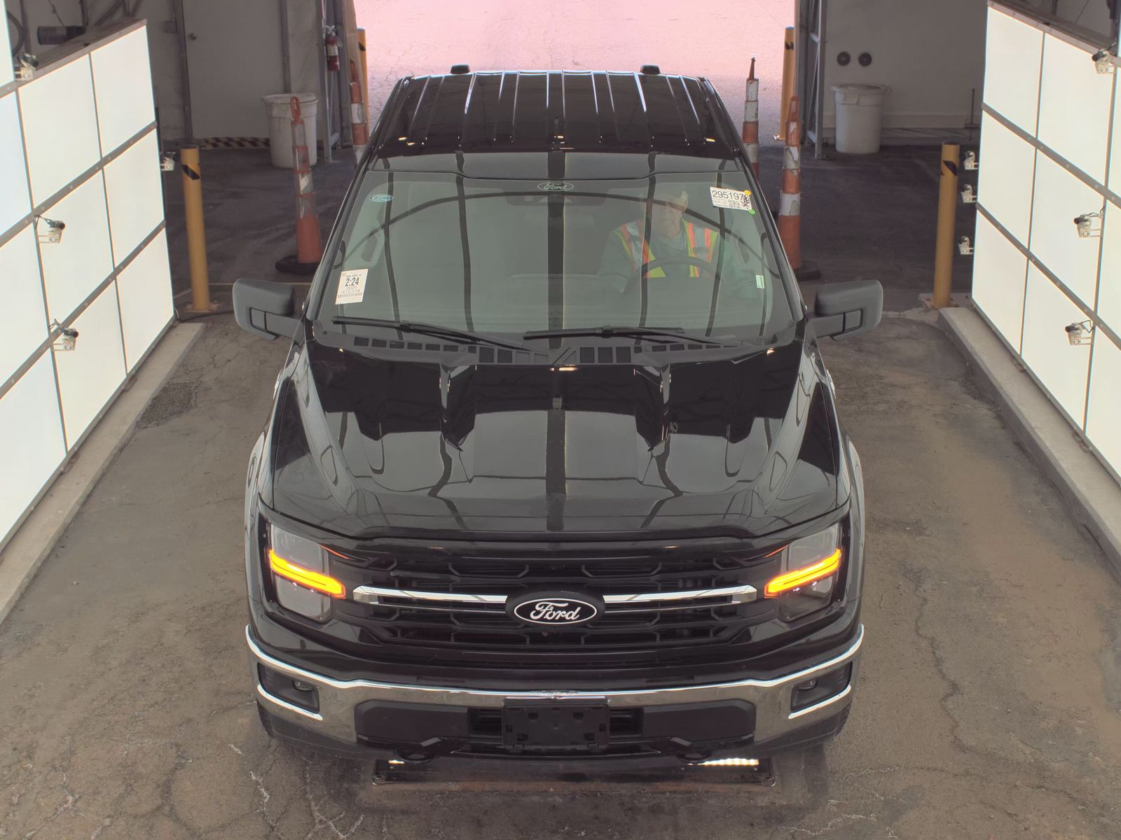 2025 Ford F-150 XLT AWD