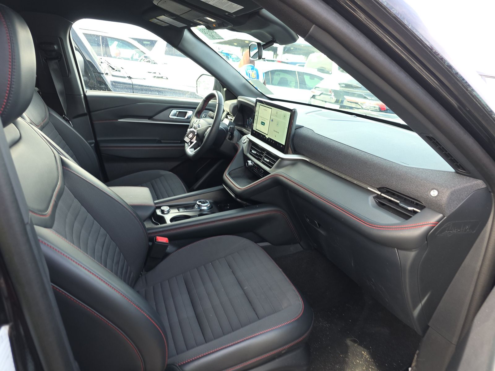 2025 Ford Explorer ST-Line AWD