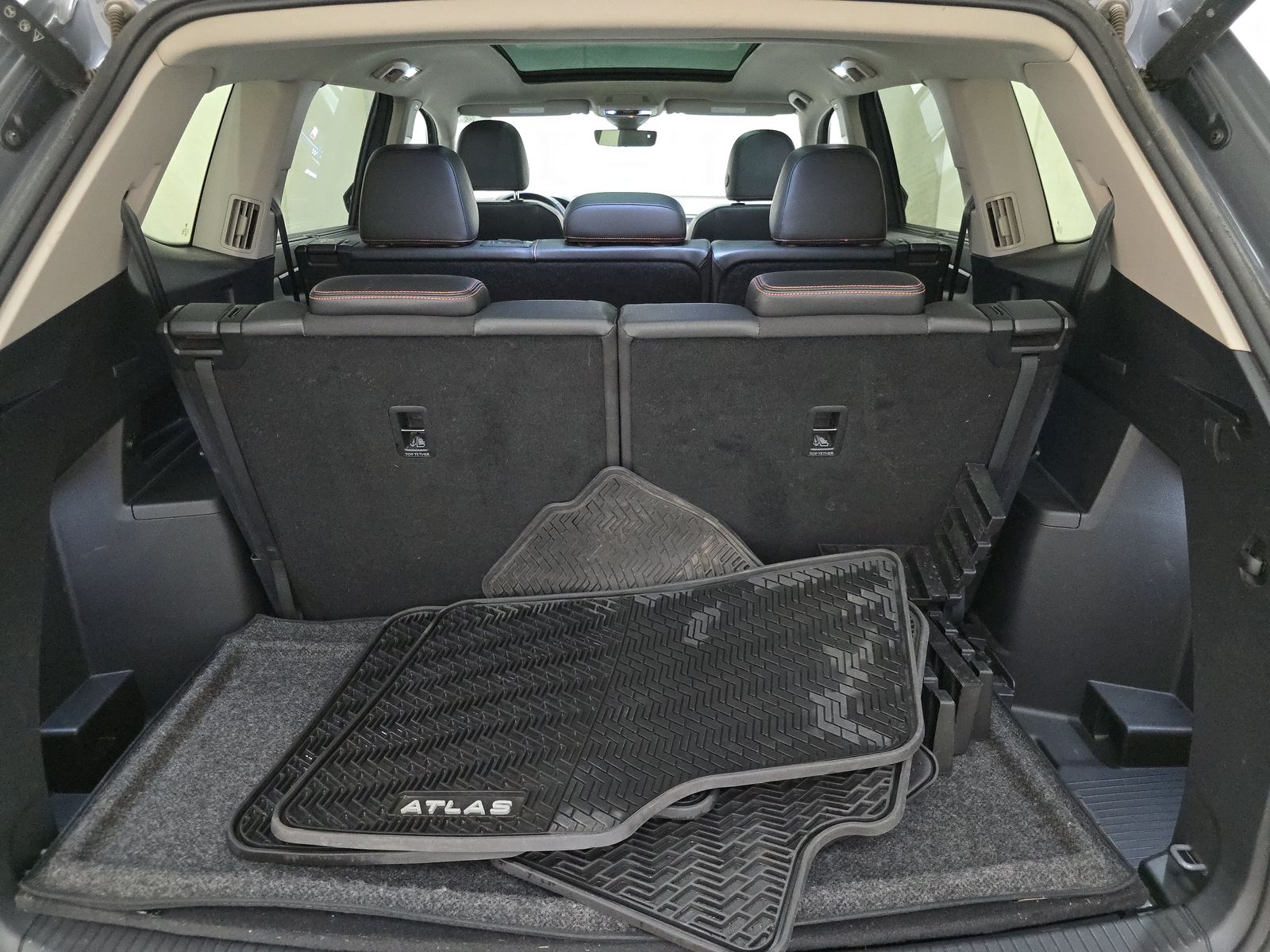 2024 Volkswagen Atlas 2.0T Peak Edition SE AWD