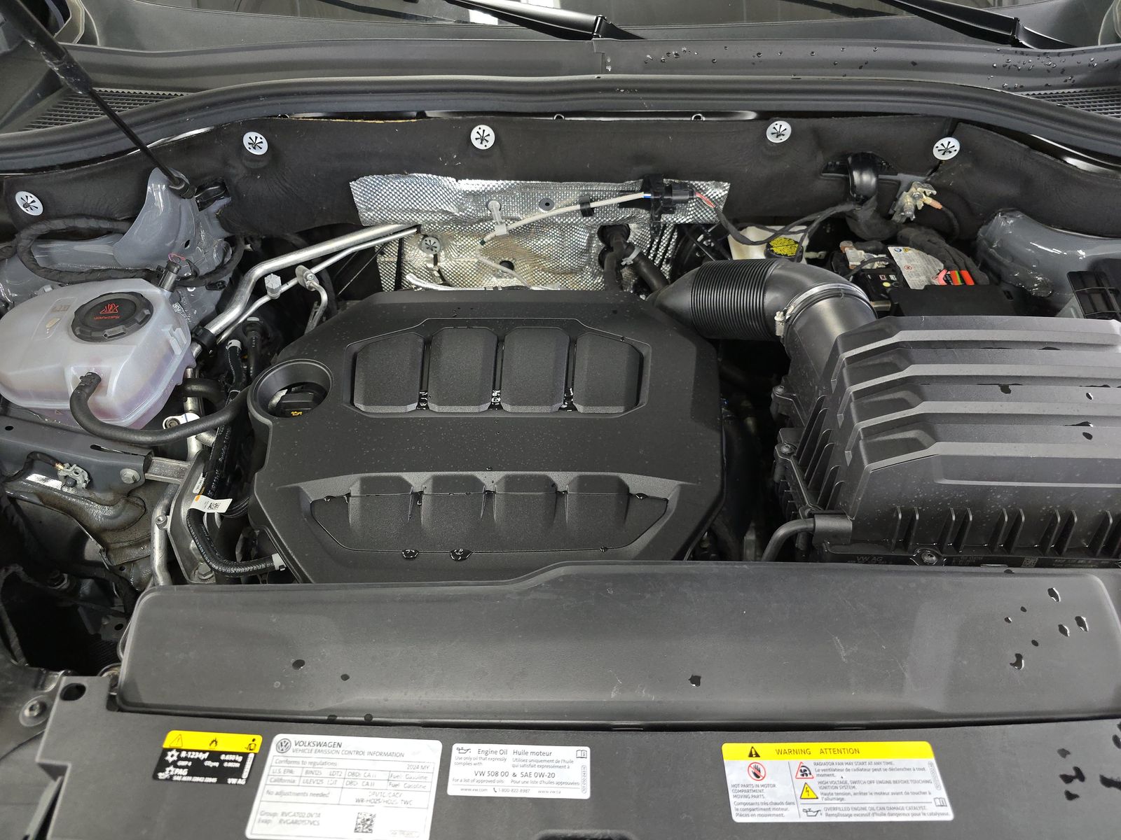 2024 Volkswagen Atlas 2.0T Peak Edition SE AWD