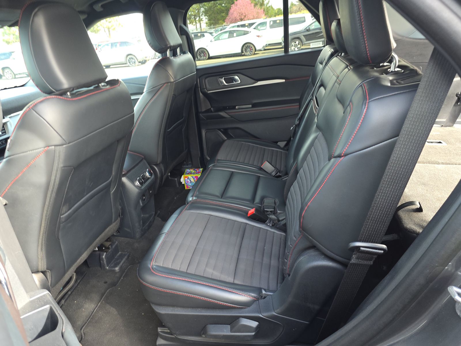 2025 Ford Explorer ST-Line AWD