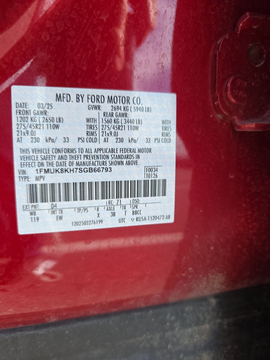 2025 Ford Explorer ST-Line AWD