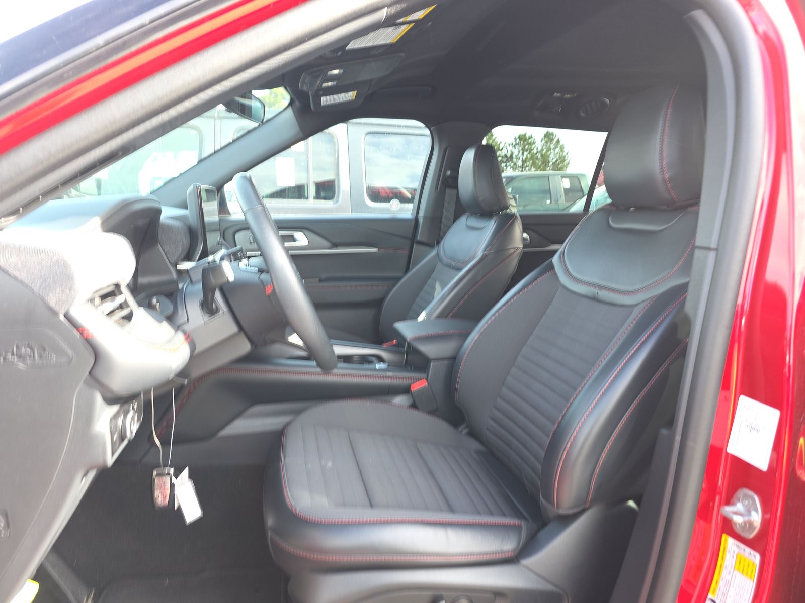 2025 Ford Explorer ST-Line AWD