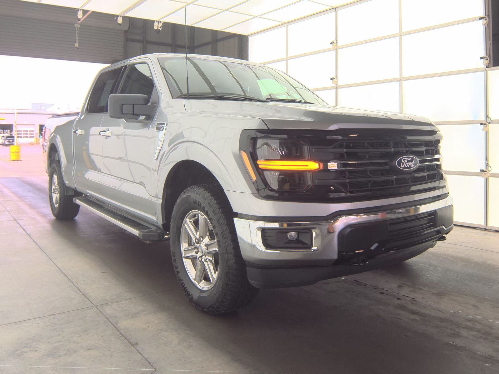 2025 Ford F-150 XLT AWD