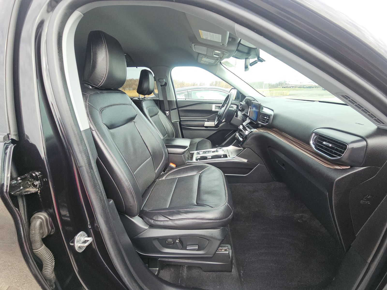 2022 Ford Explorer Limited AWD