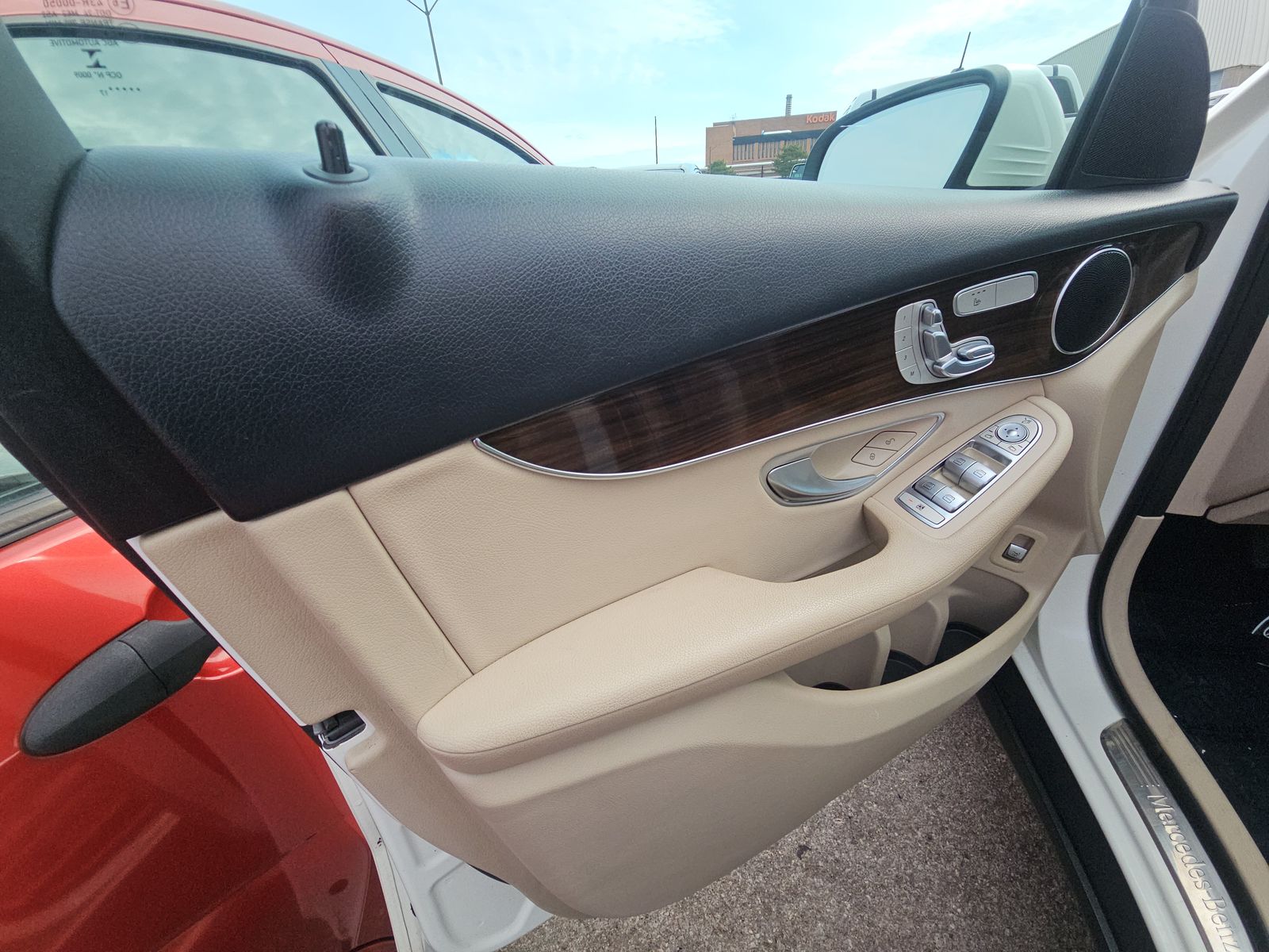 2017 Mercedes-Benz GLC GLC 300 AWD