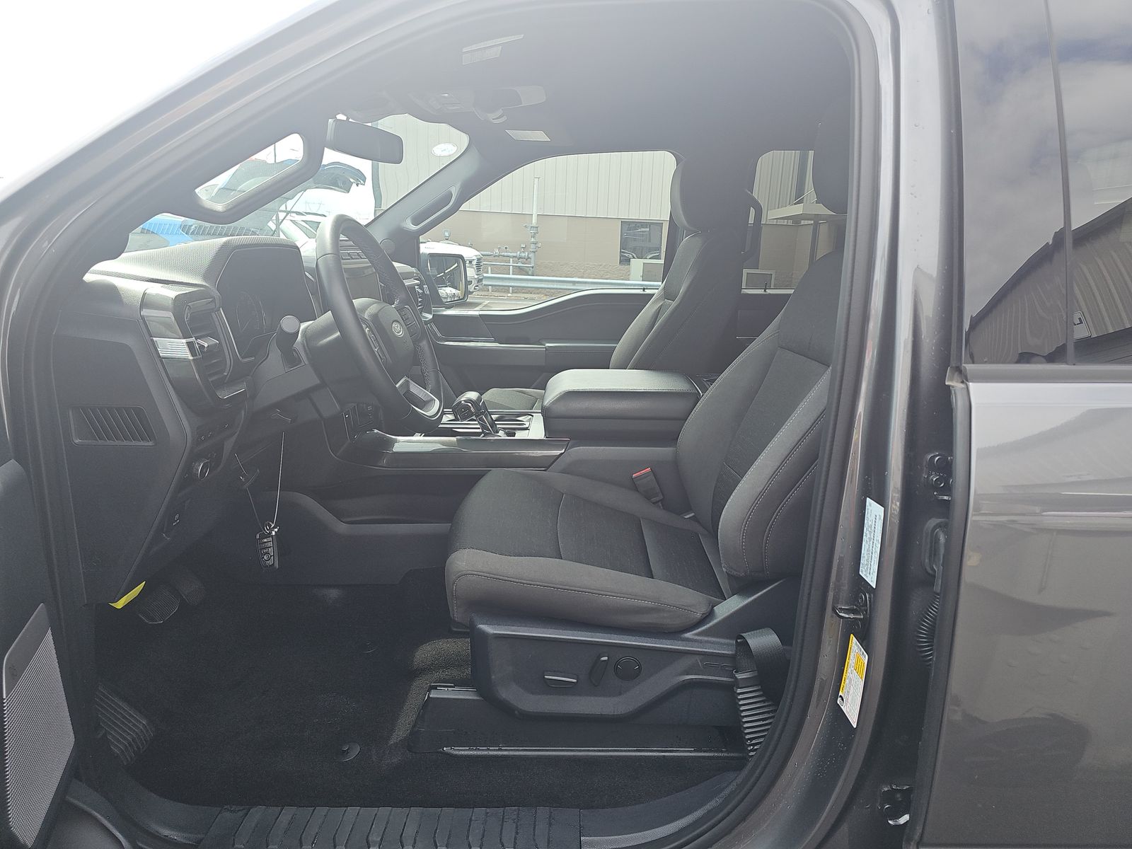 2023 Ford F-150 XLT AWD