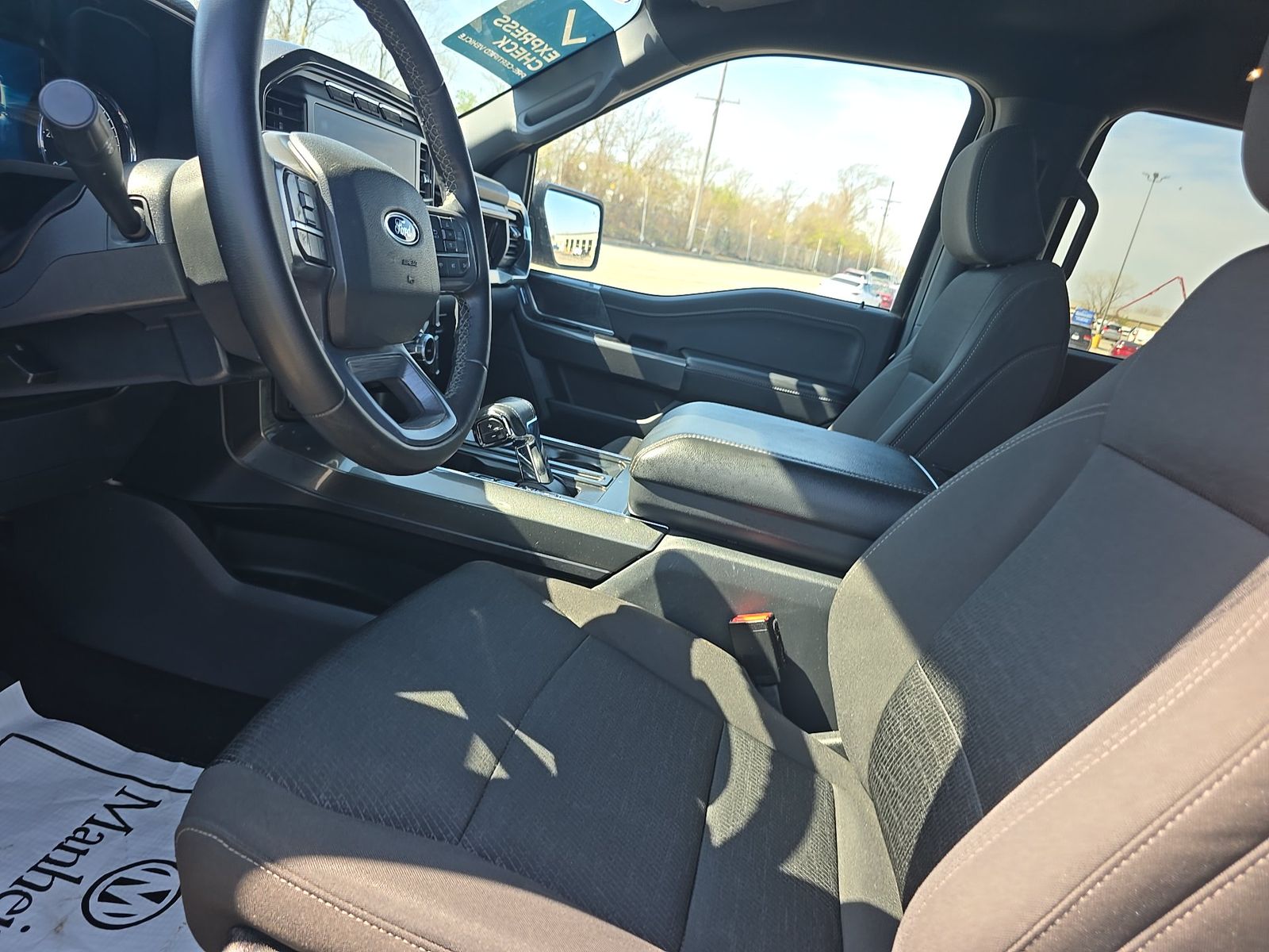 2023 Ford F-150 XLT AWD