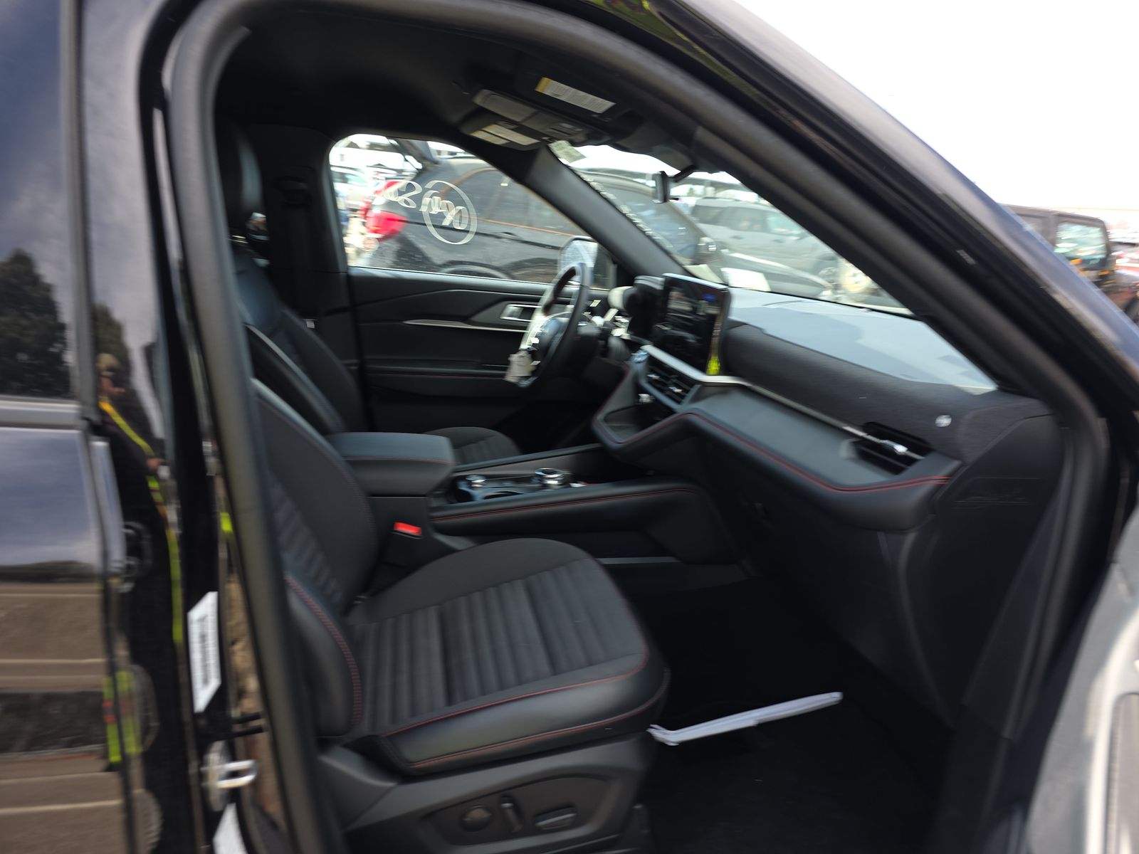 2025 Ford Explorer ST-Line AWD