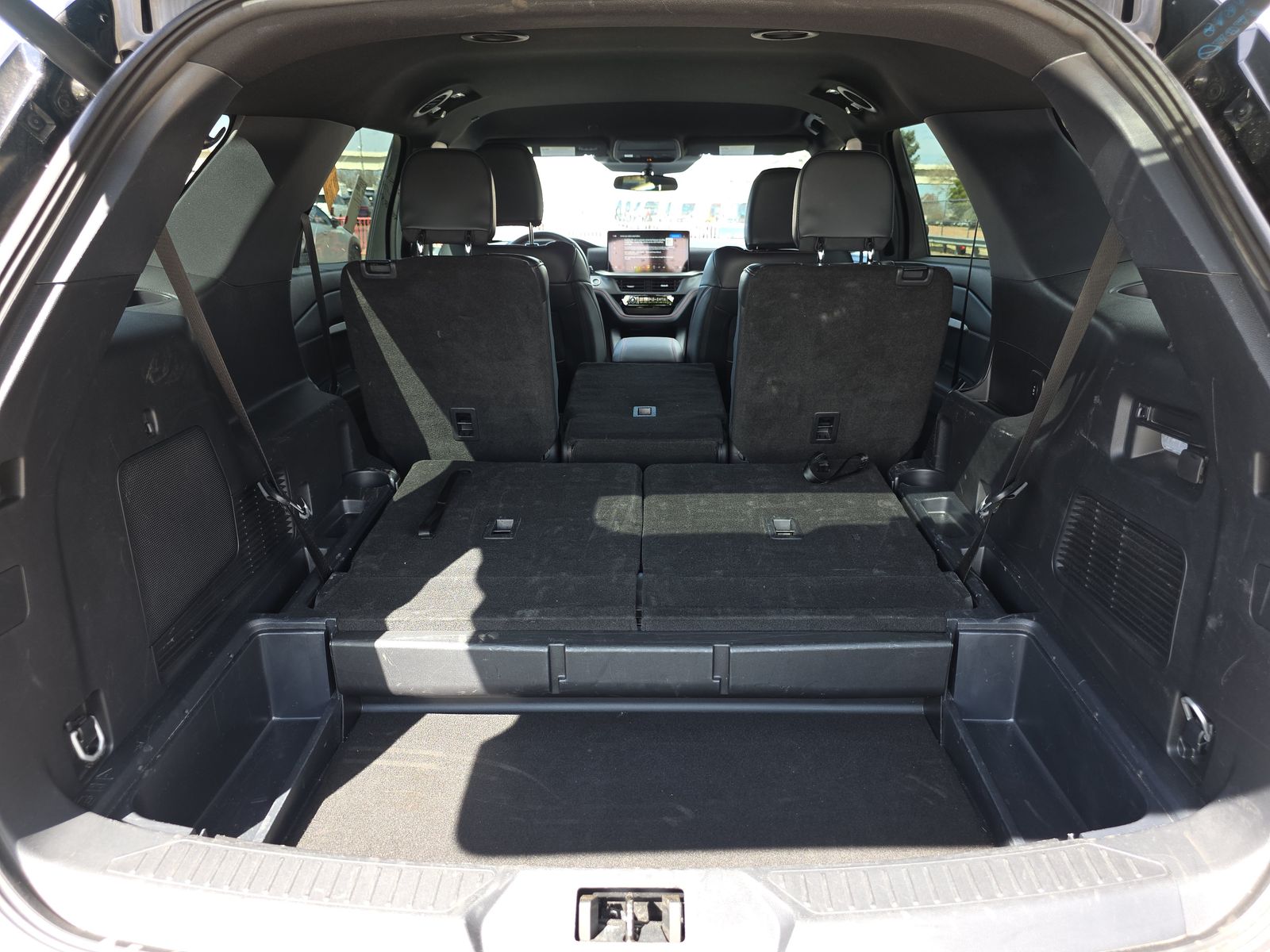 2025 Ford Explorer ST-Line AWD