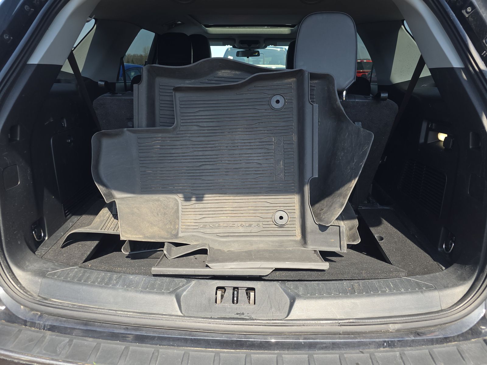 2023 Ford Explorer XLT AWD