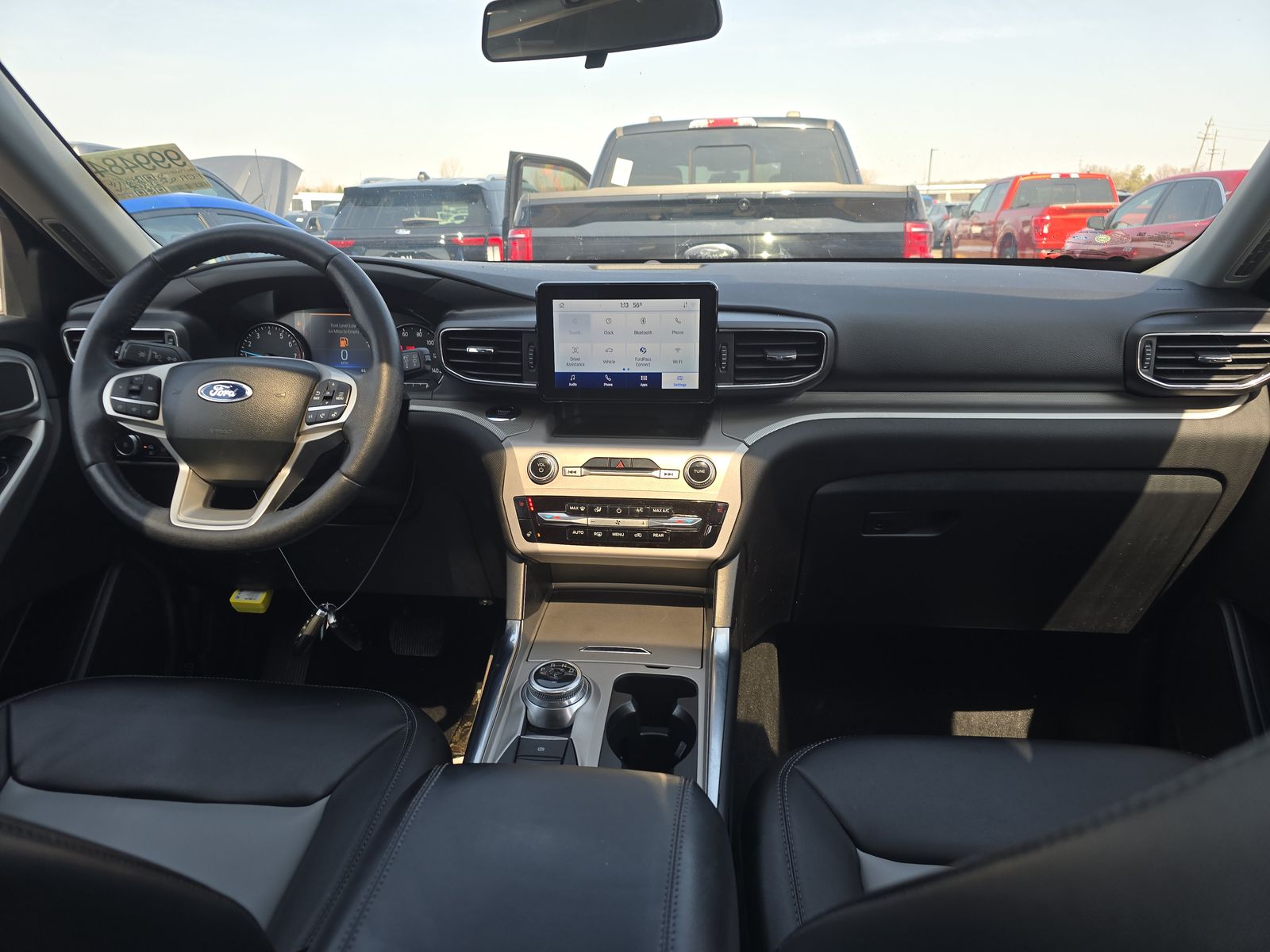 2023 Ford Explorer XLT AWD