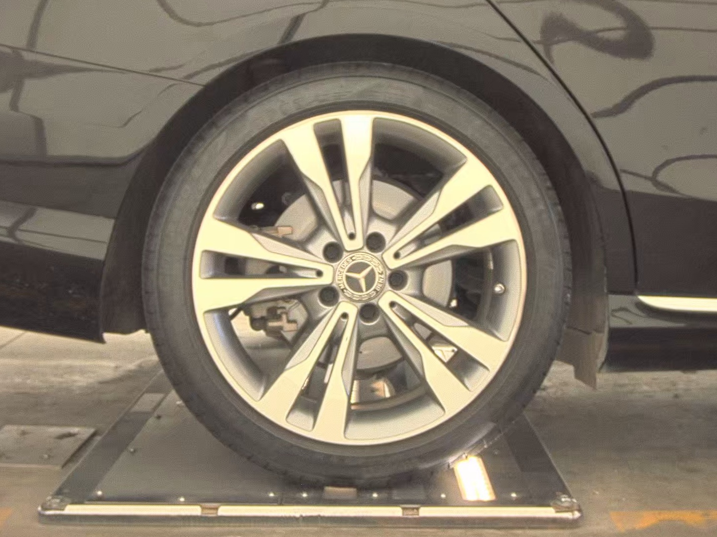 2018 Mercedes-Benz C-Class C 300 RWD