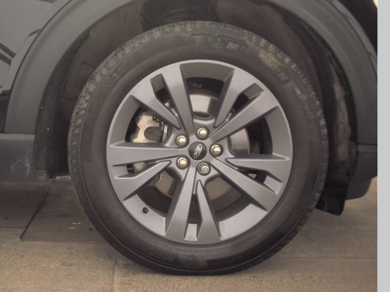 2023 Ford Explorer XLT AWD