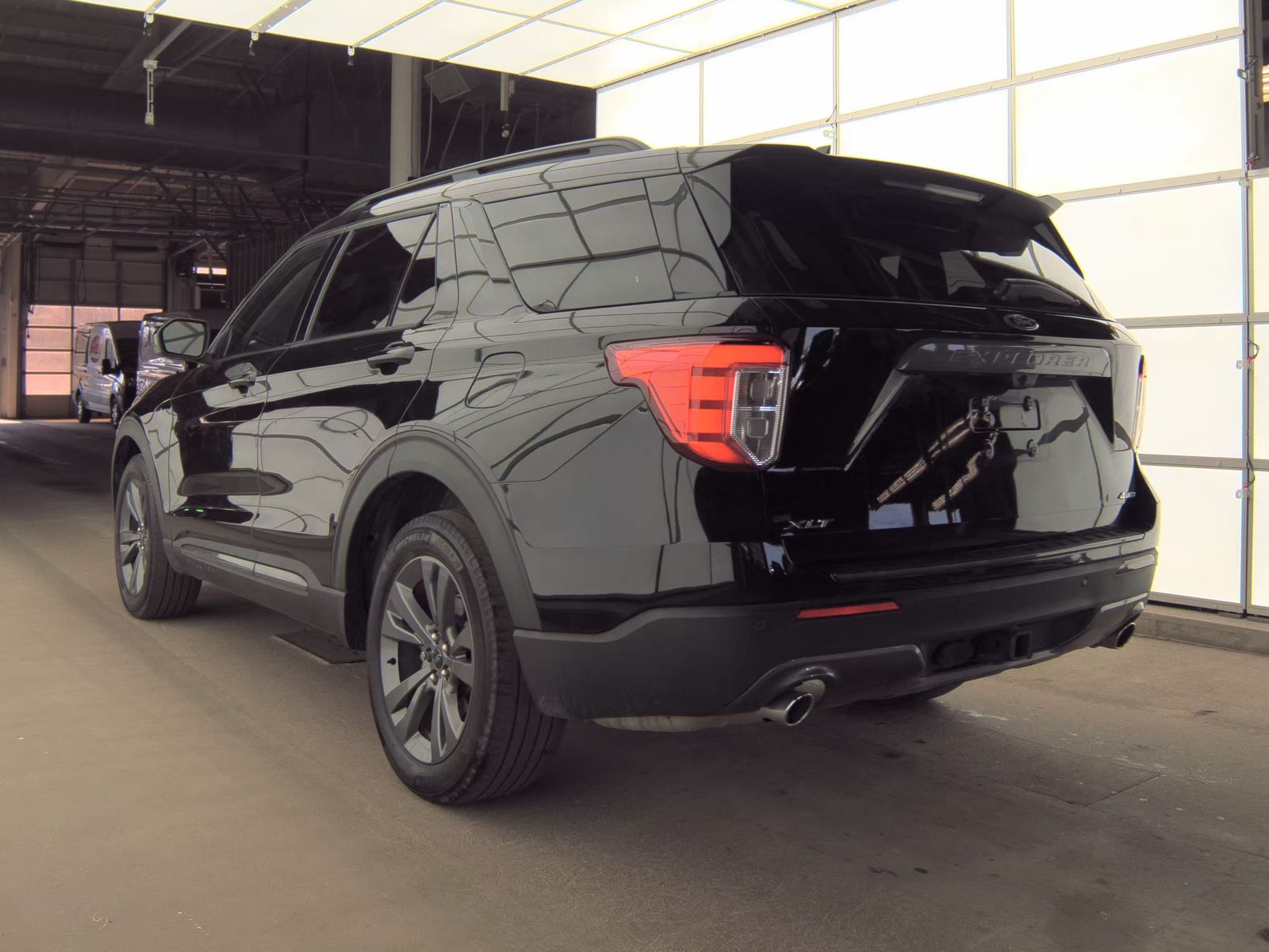 2023 Ford Explorer XLT AWD