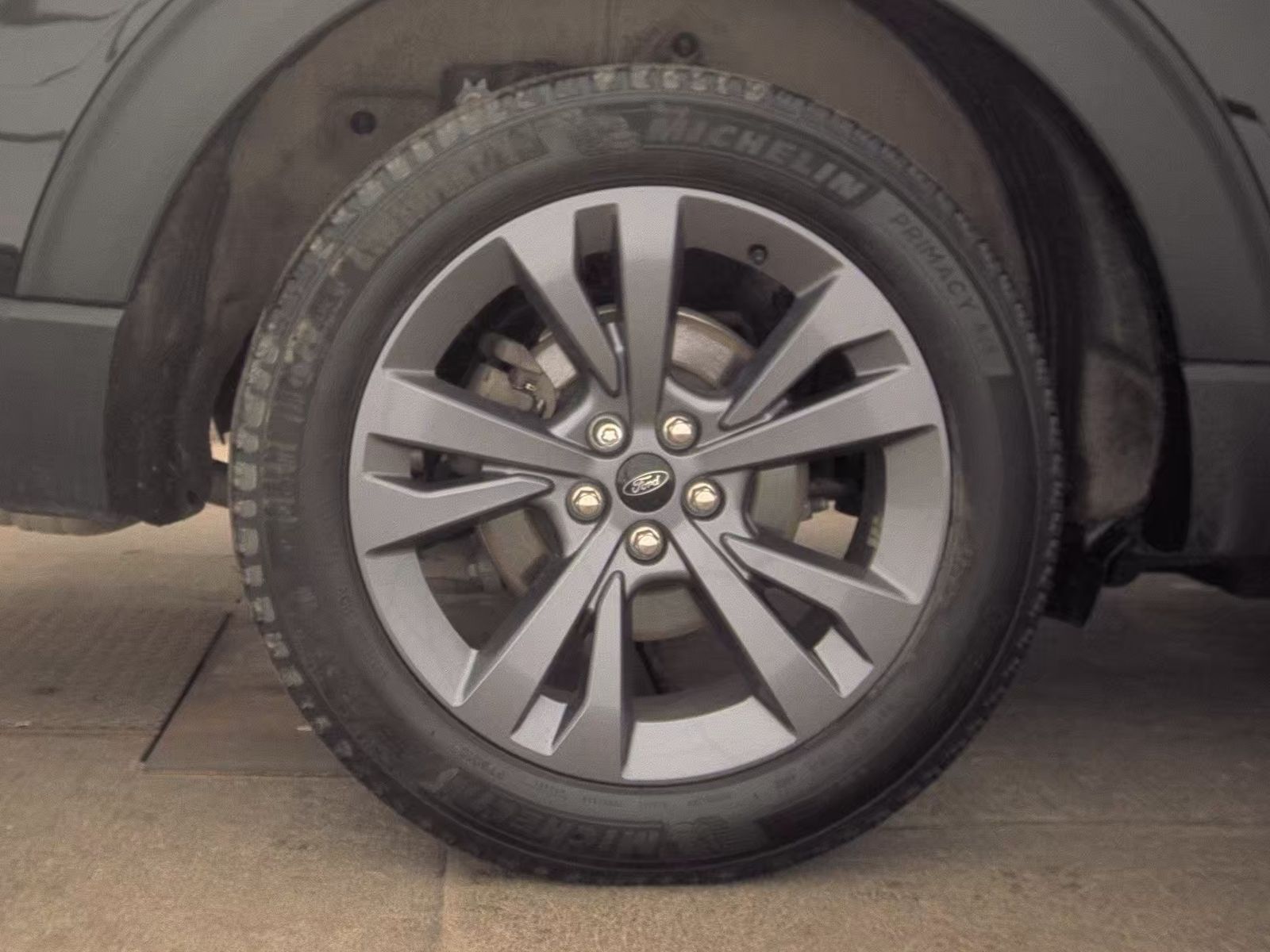 2023 Ford Explorer XLT AWD