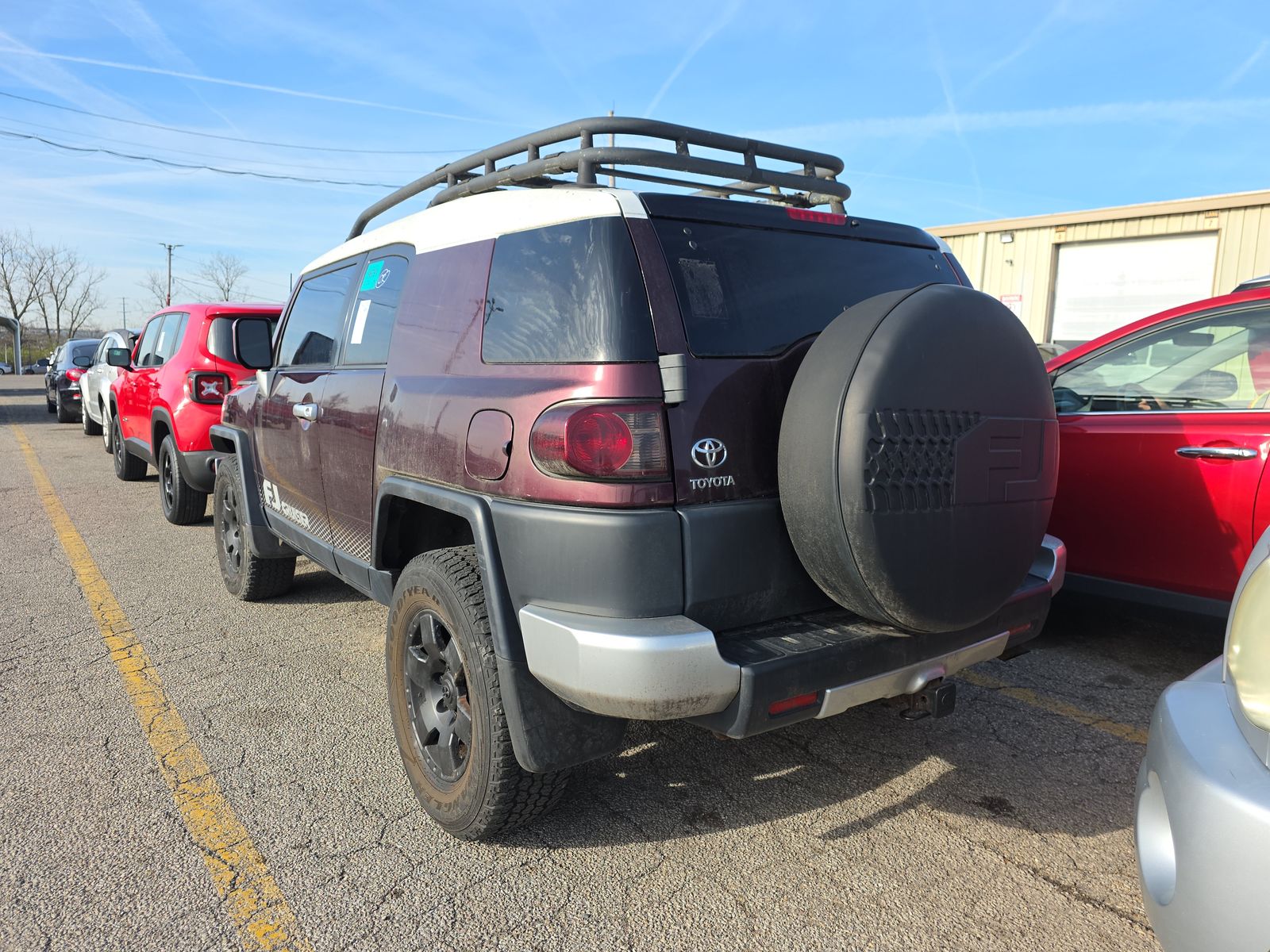 Toyota FJ Cruiser w/Rear Doors снимка Toyota FJ Cruiser w/Rear Doors