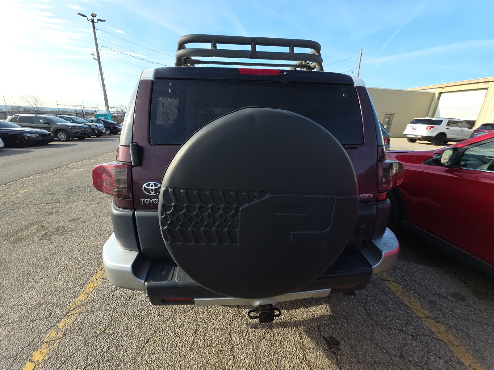 Toyota FJ Cruiser w/Rear Doors снимка Toyota FJ Cruiser w/Rear Doors