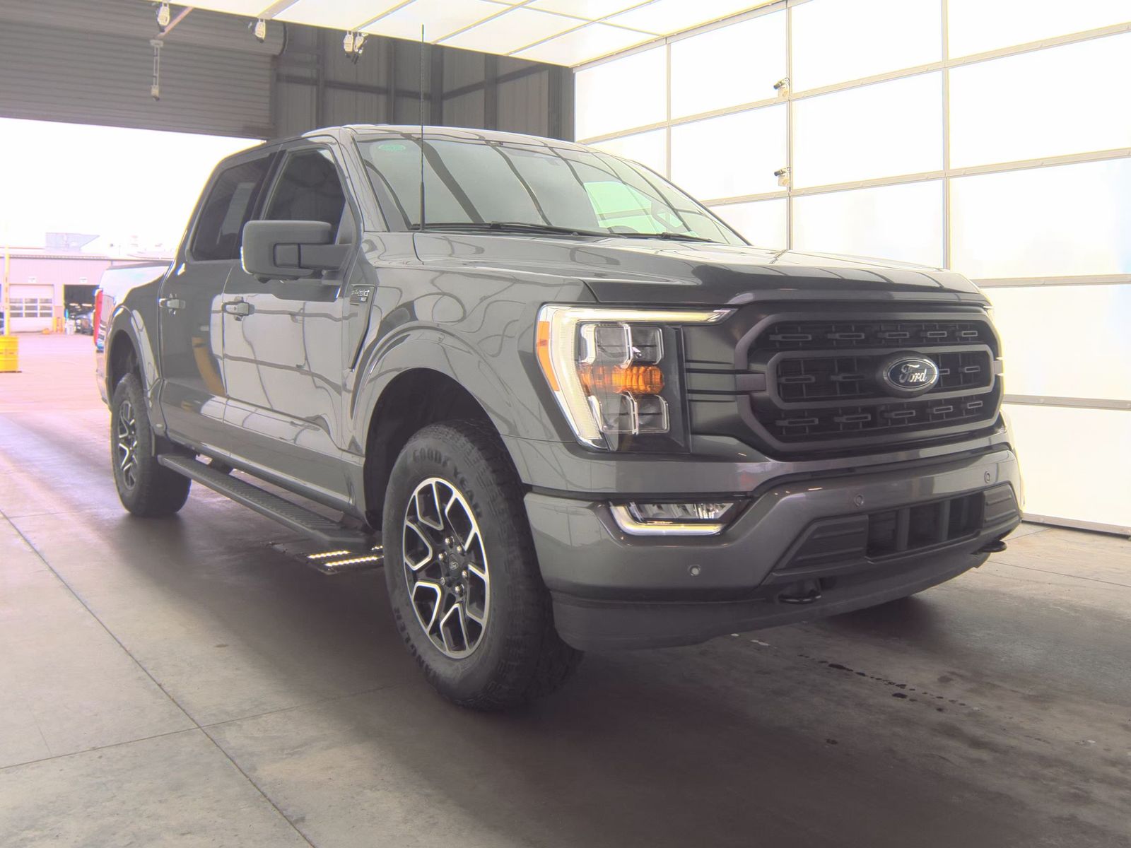 2023 Ford F-150 XLT AWD