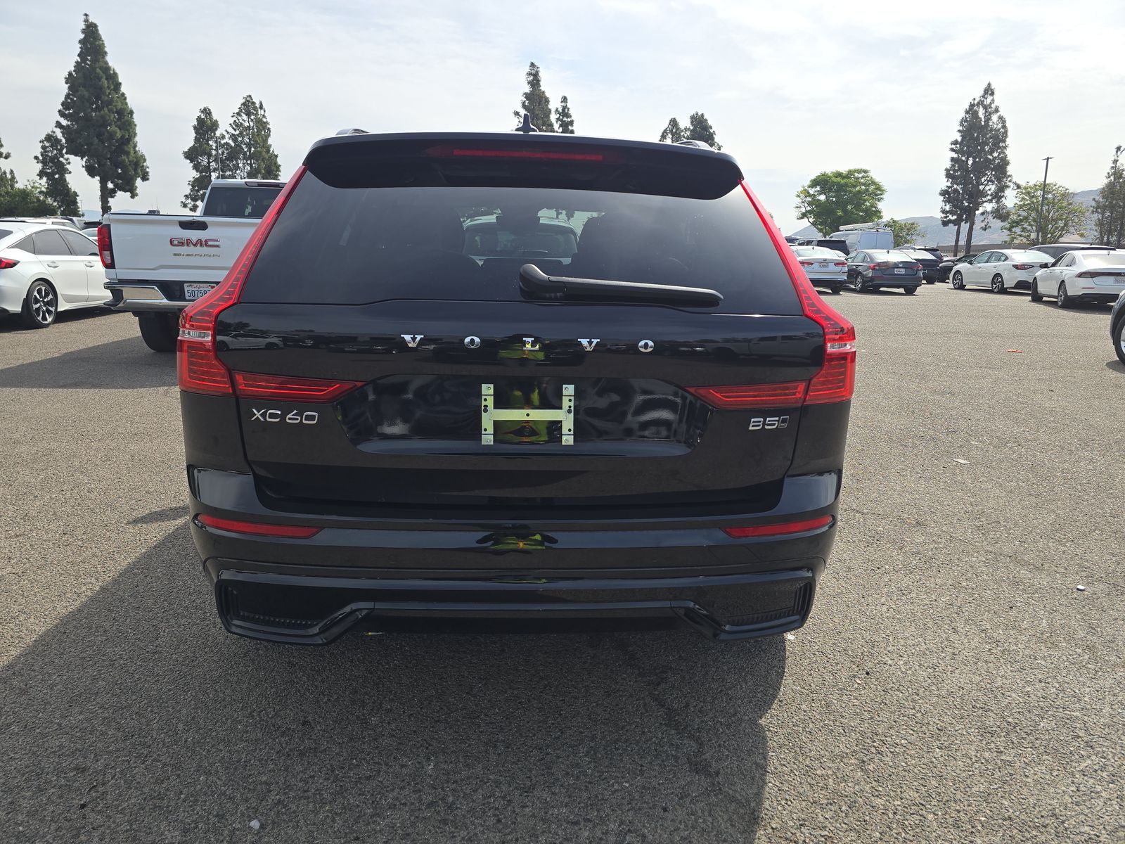 2025 Volvo XC60 B5 Plus AWD