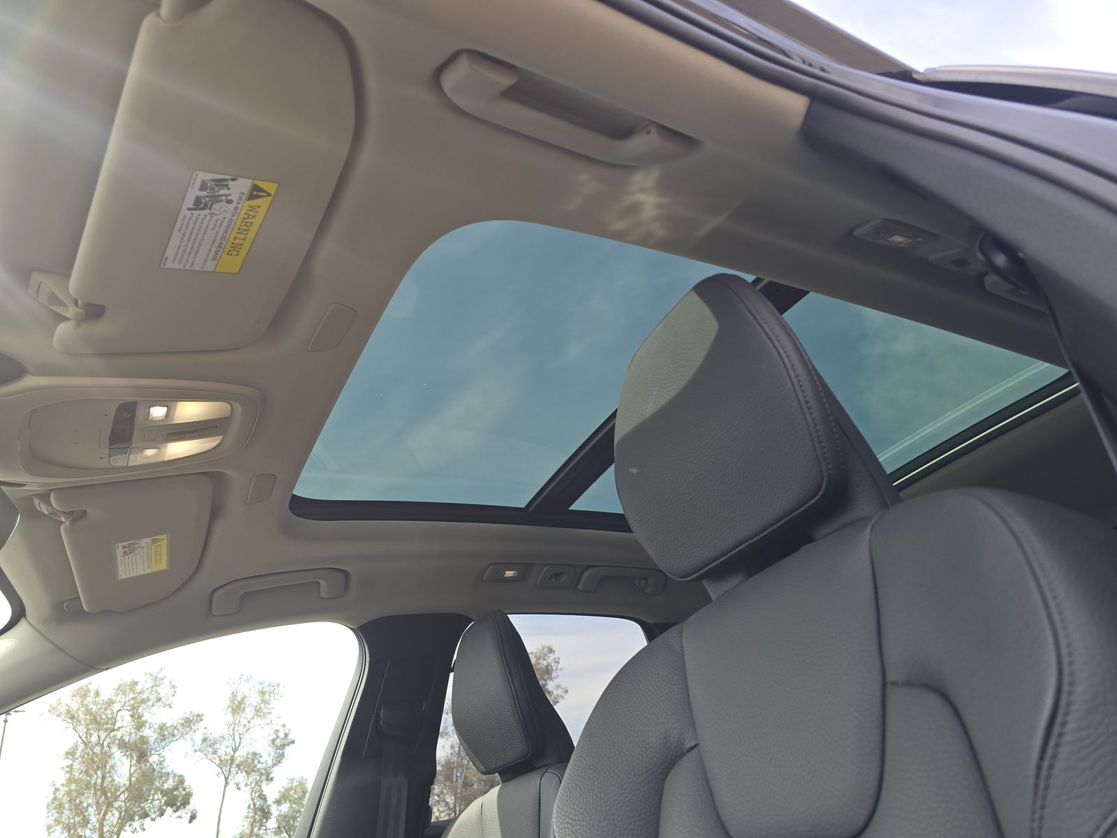 2025 Volvo XC60 B5 Plus AWD