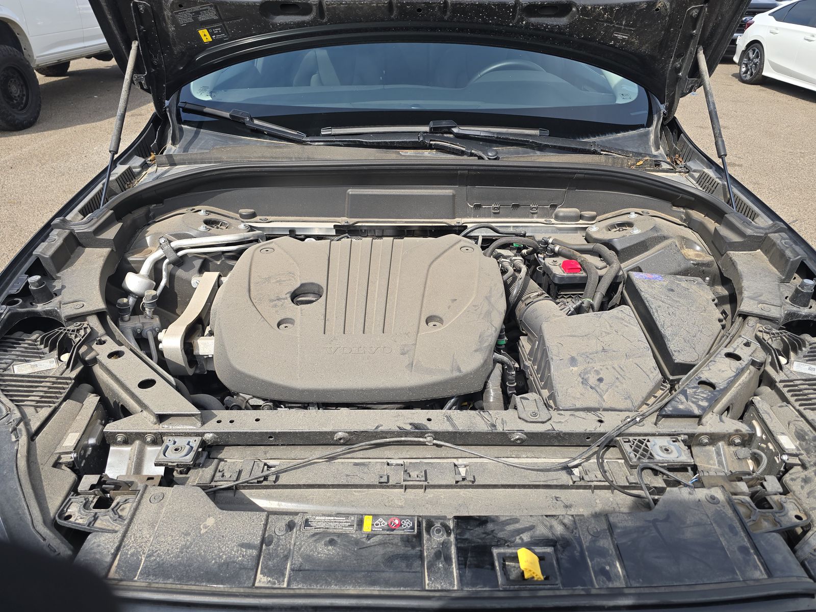 2025 Volvo XC60 B5 Plus AWD