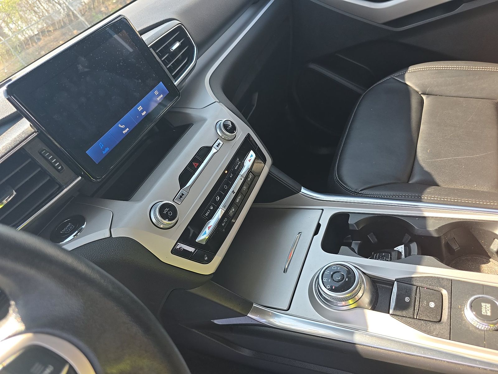 2023 Ford Explorer XLT AWD