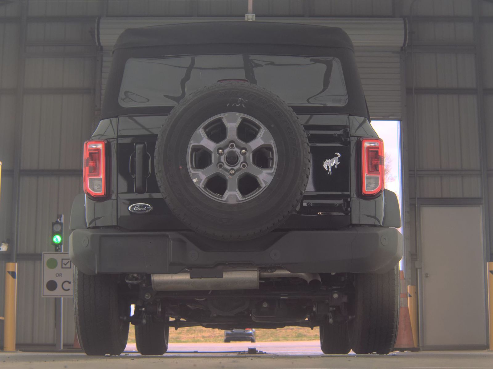 FORD BRONCO - 8