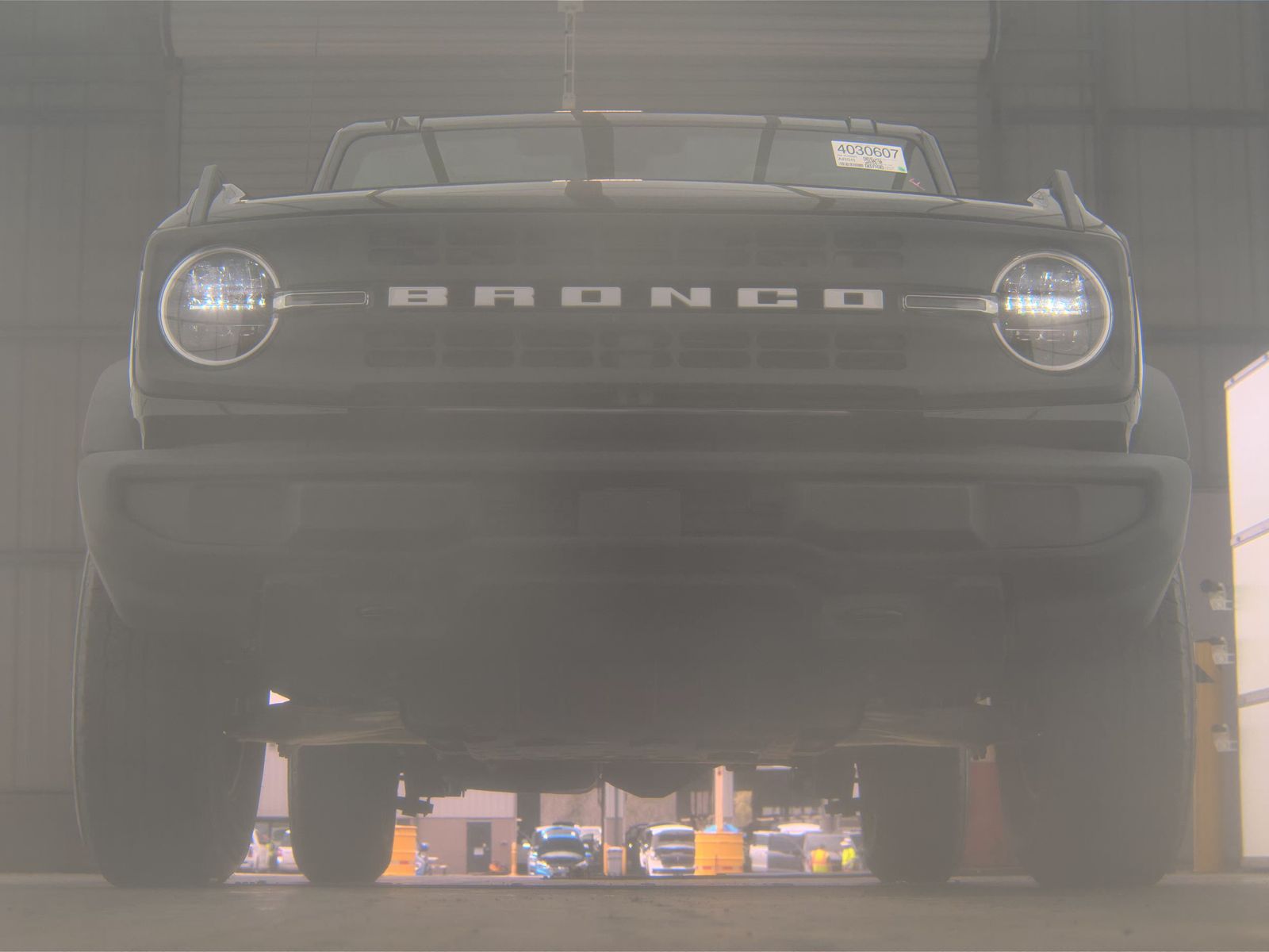 FORD BRONCO - 4