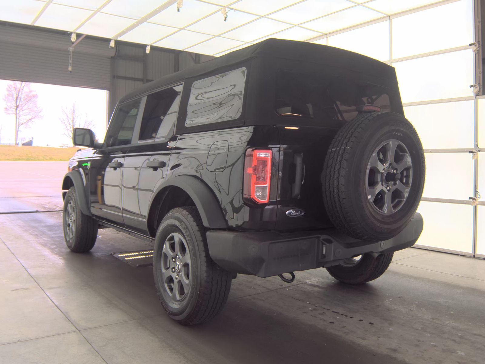 FORD BRONCO - 9