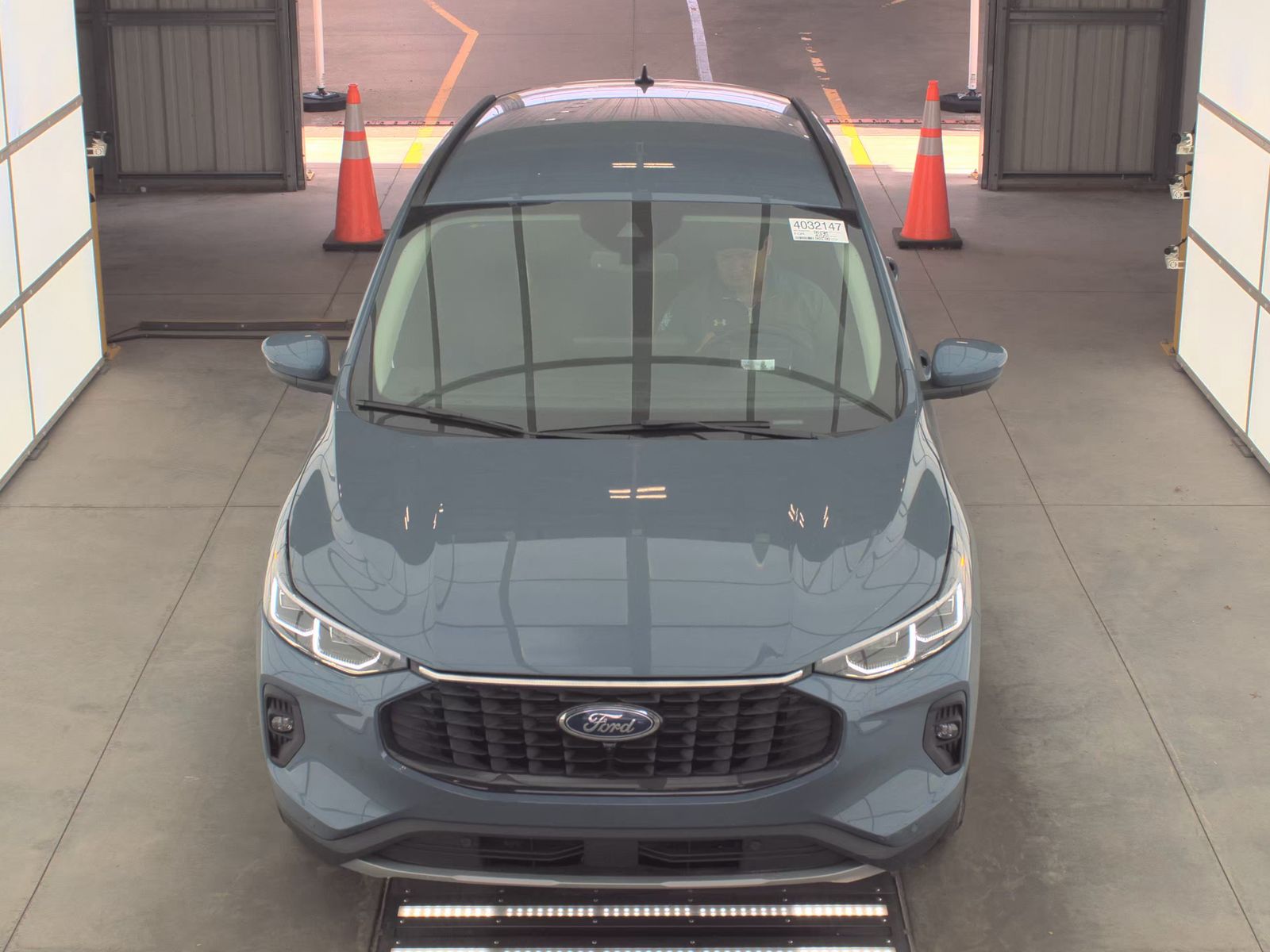 2025 Ford Escape Hybrid Platinum FWD