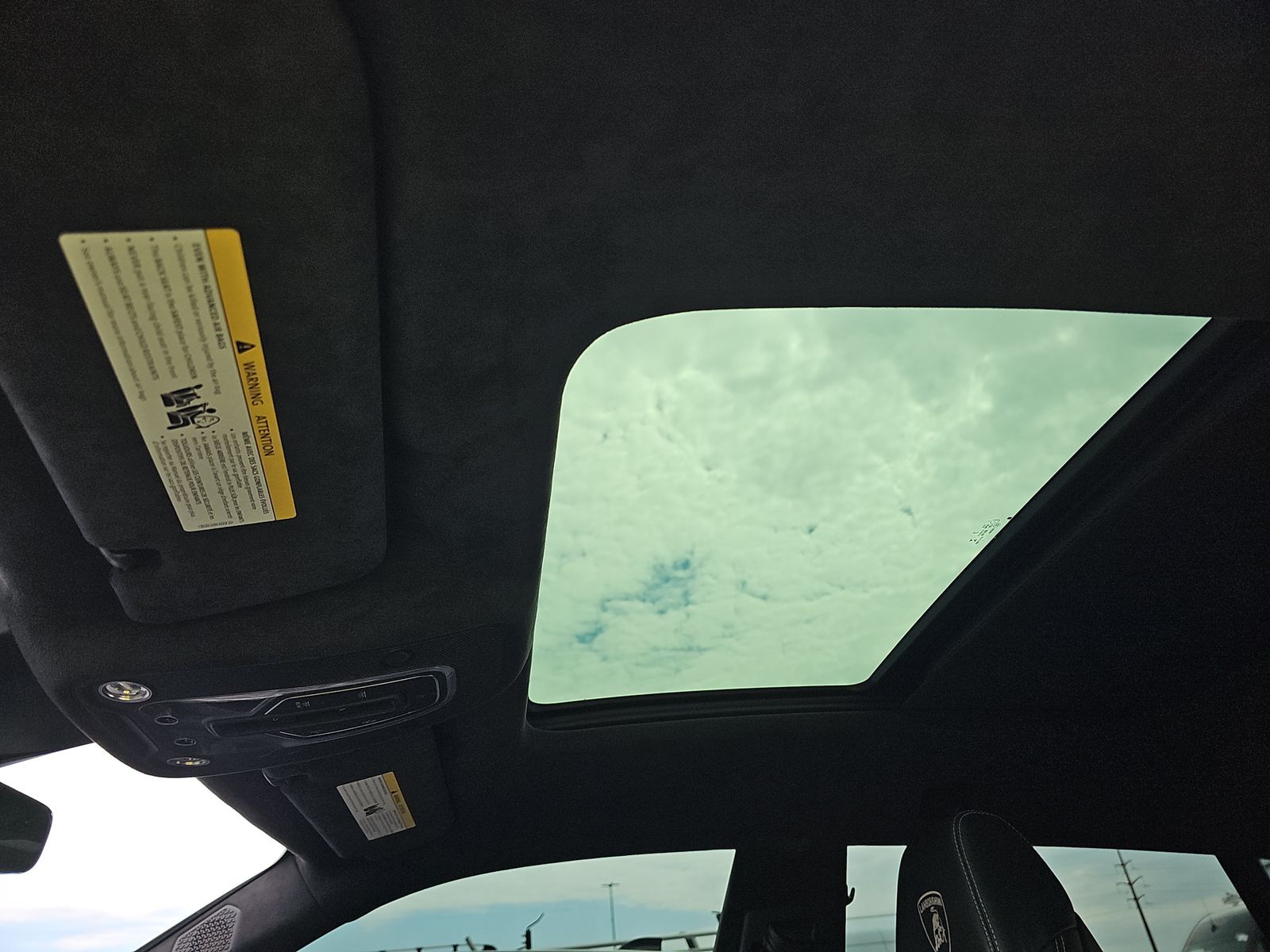 2022 Lamborghini Urus Pearl Capsule AWD