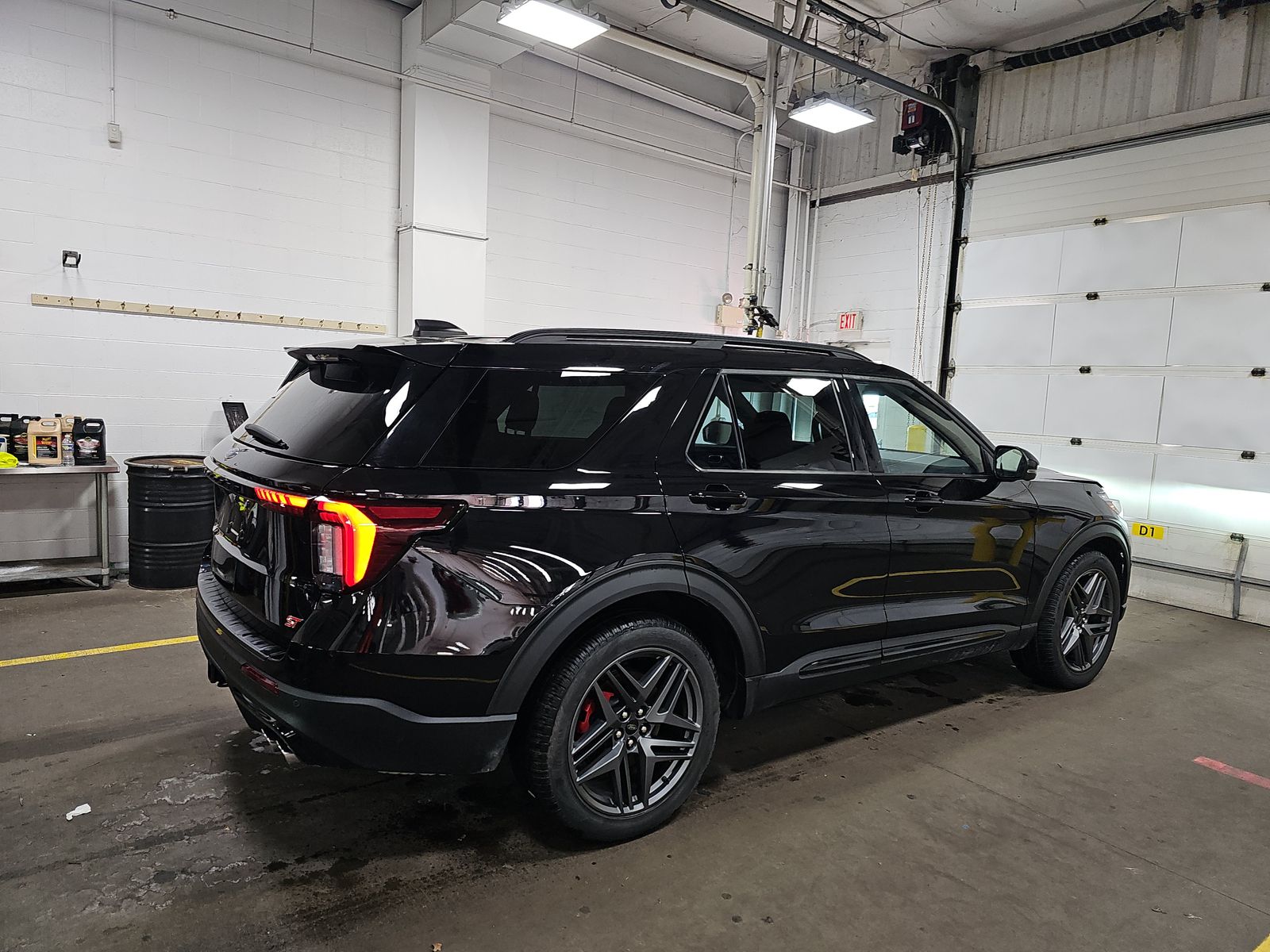 2025 Ford Explorer ST AWD