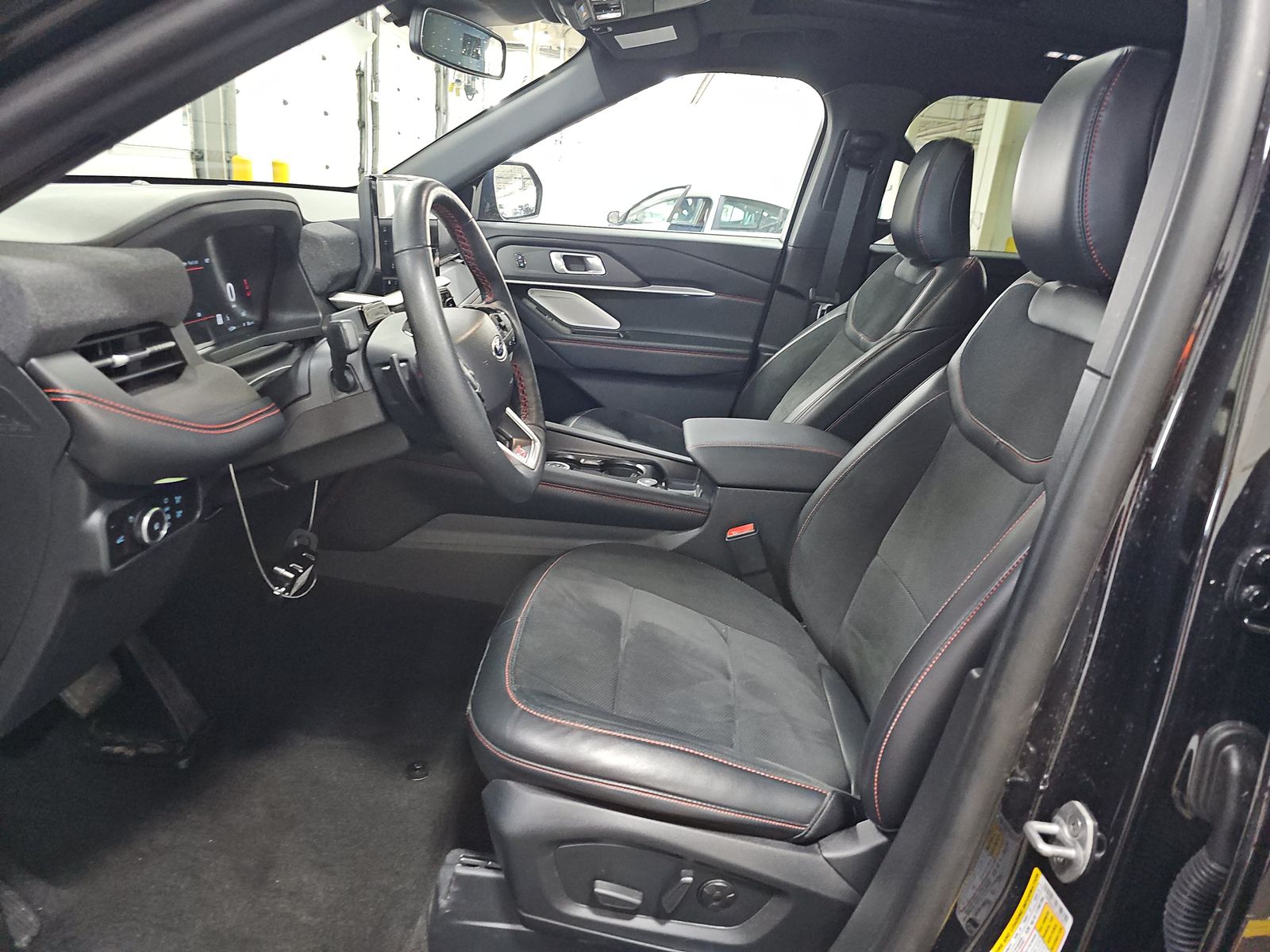 2025 Ford Explorer ST AWD