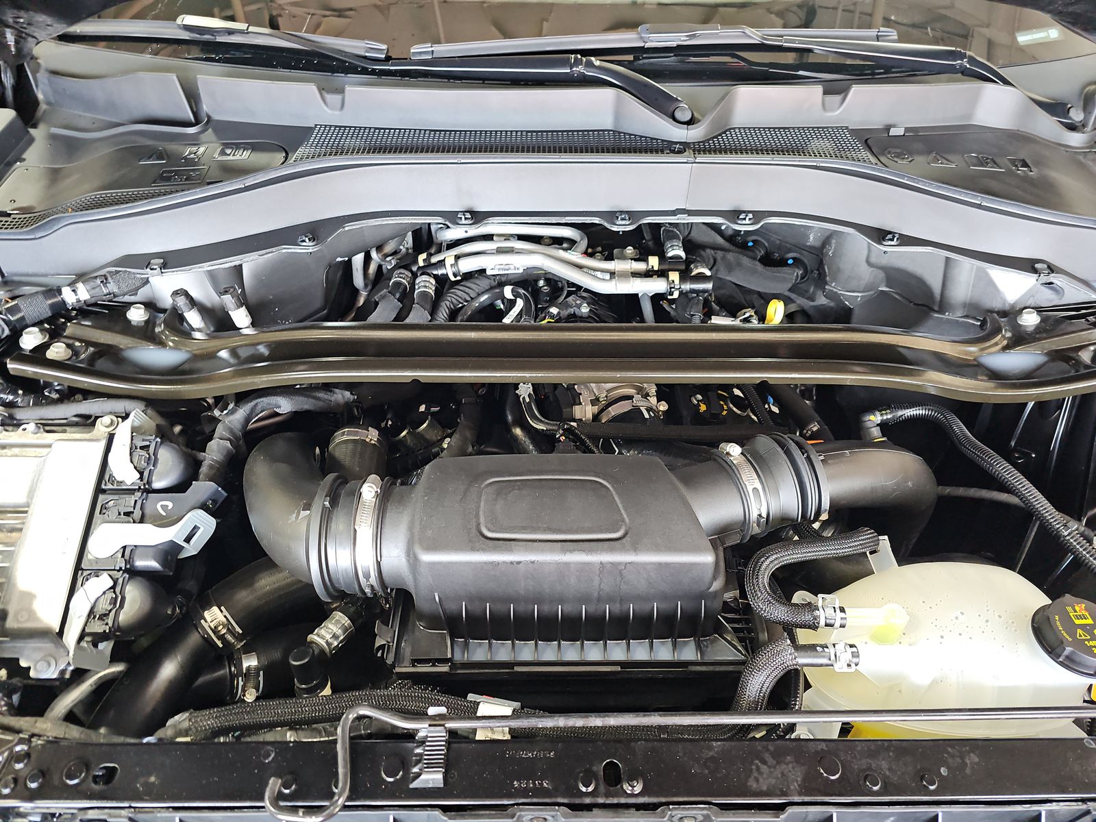 2025 Ford Explorer ST AWD