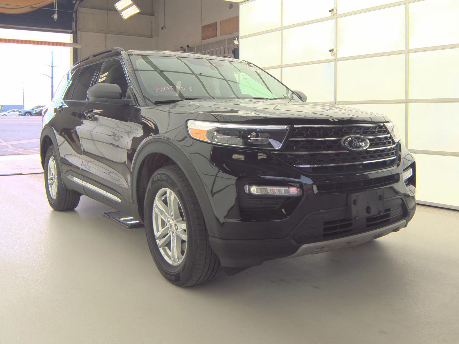 2023 Ford Explorer XLT AWD