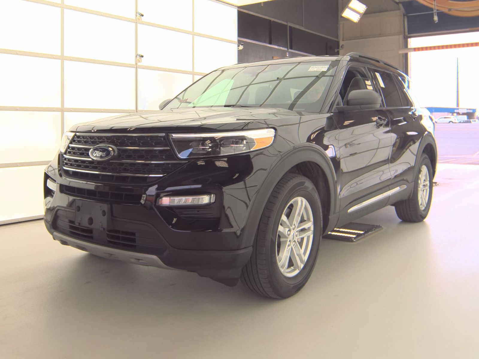 2023 Ford Explorer XLT AWD