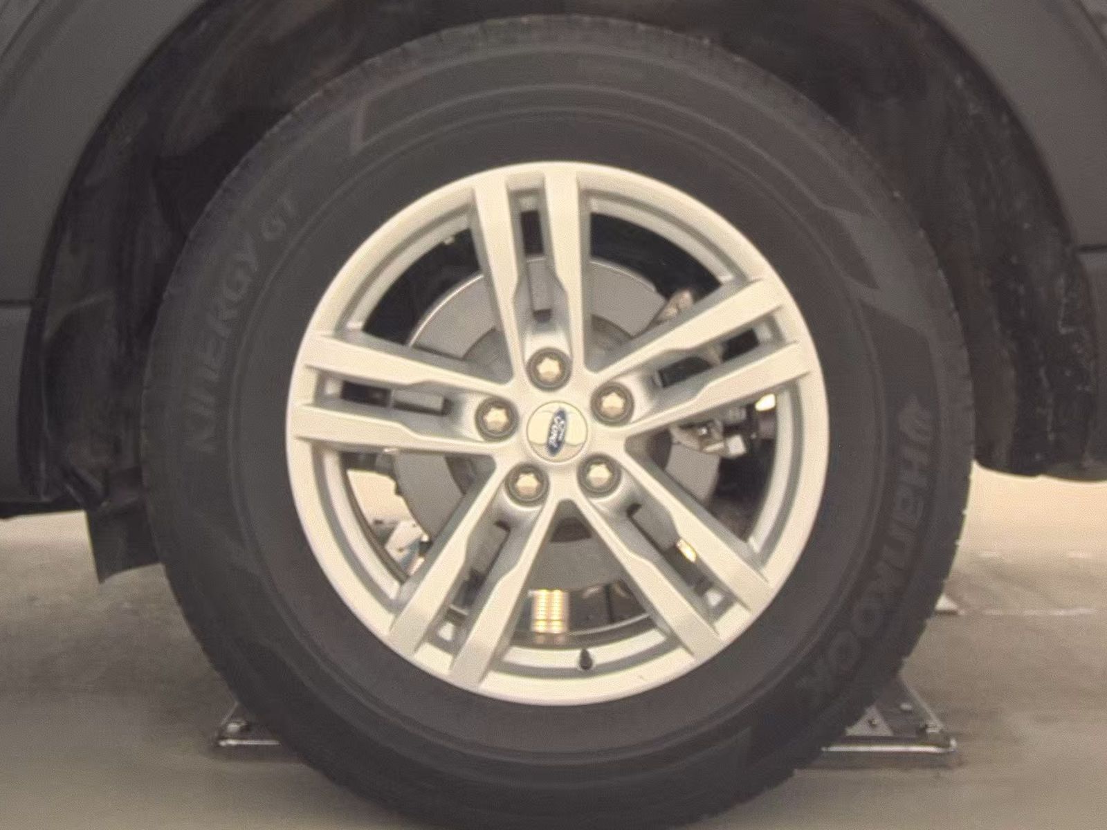 2023 Ford Explorer XLT AWD