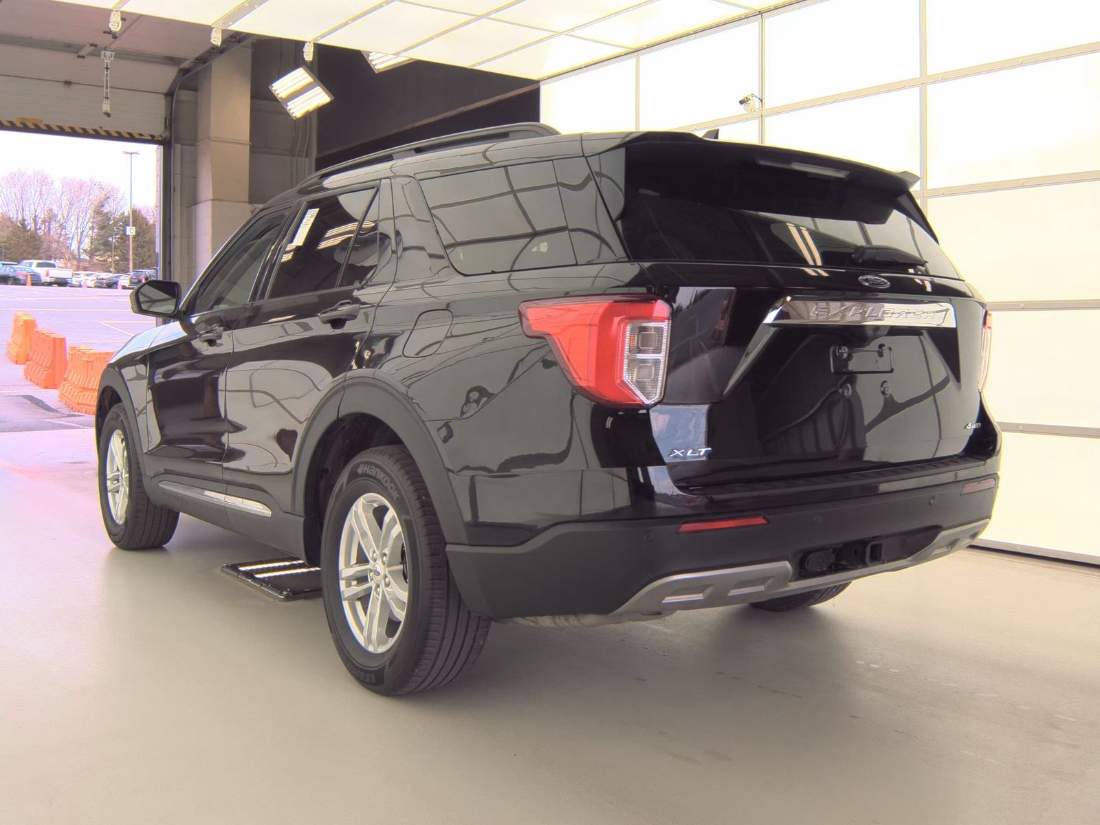 2023 Ford Explorer XLT AWD