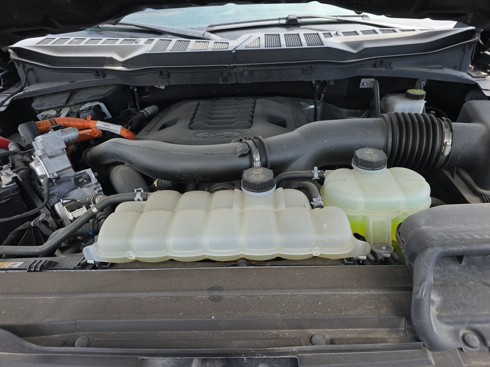 2023 Ford F-150 Hybrid Lariat AWD