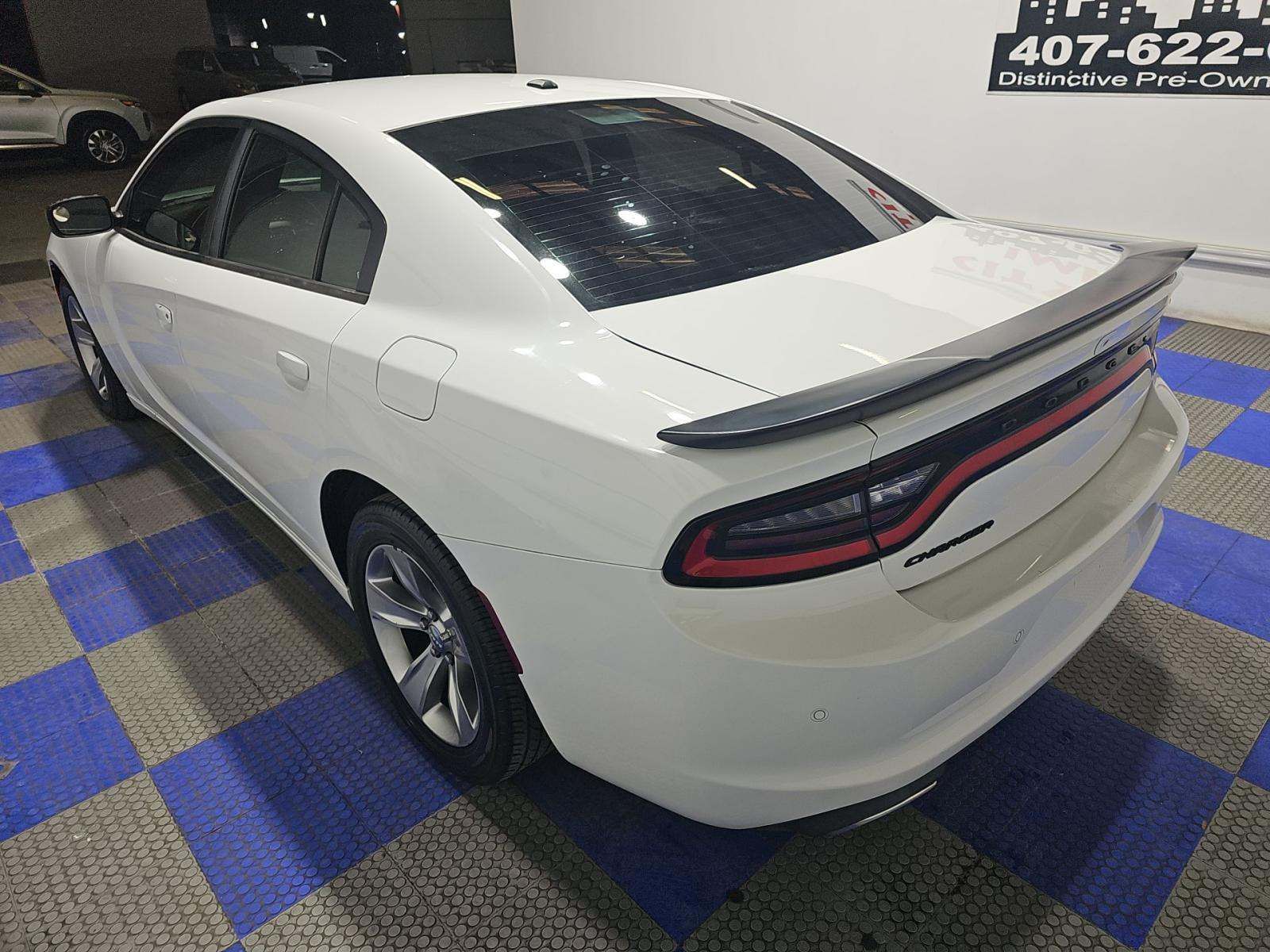 DODGE SXT - 4