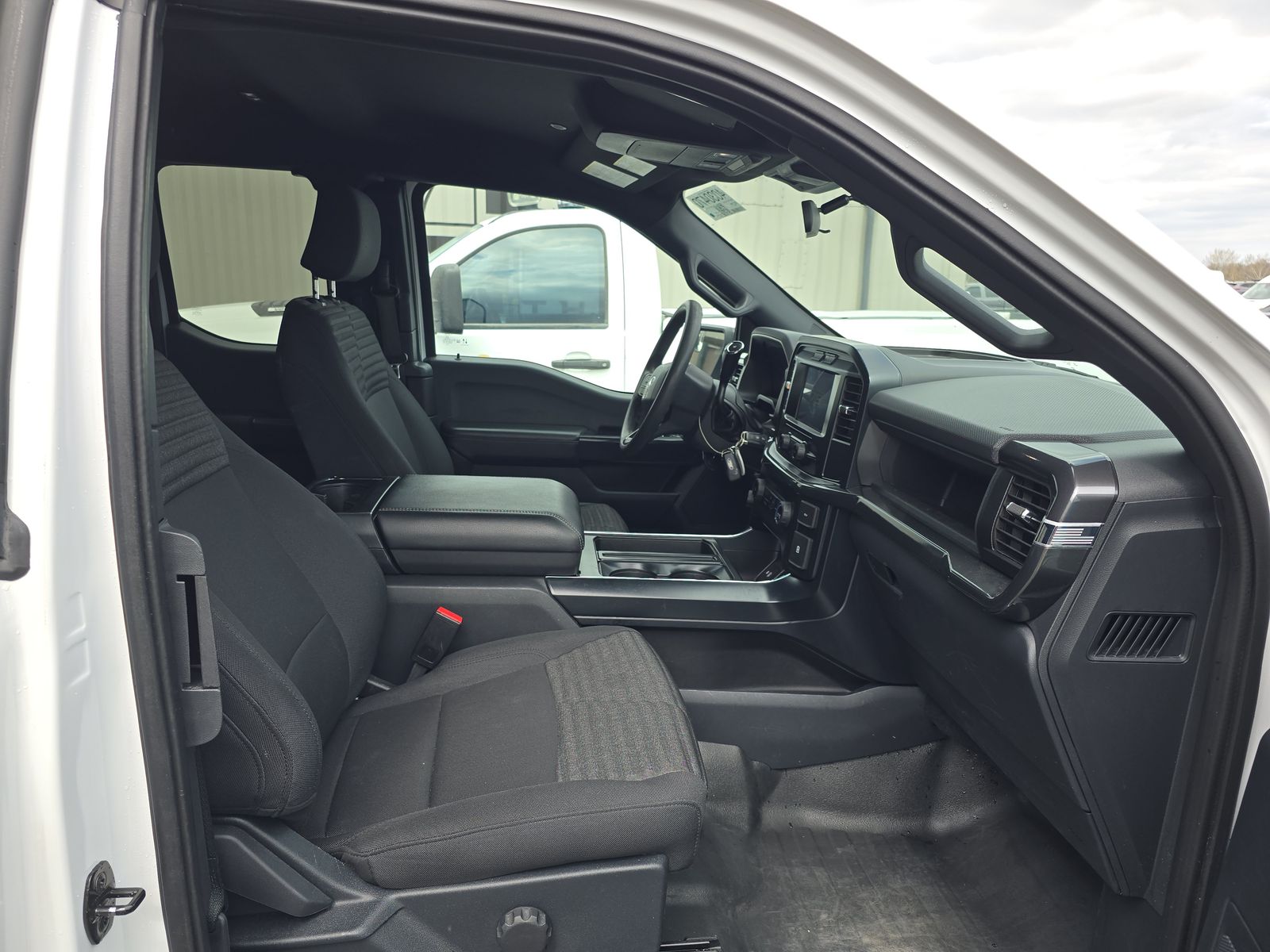 2023 Ford F-150 XL AWD