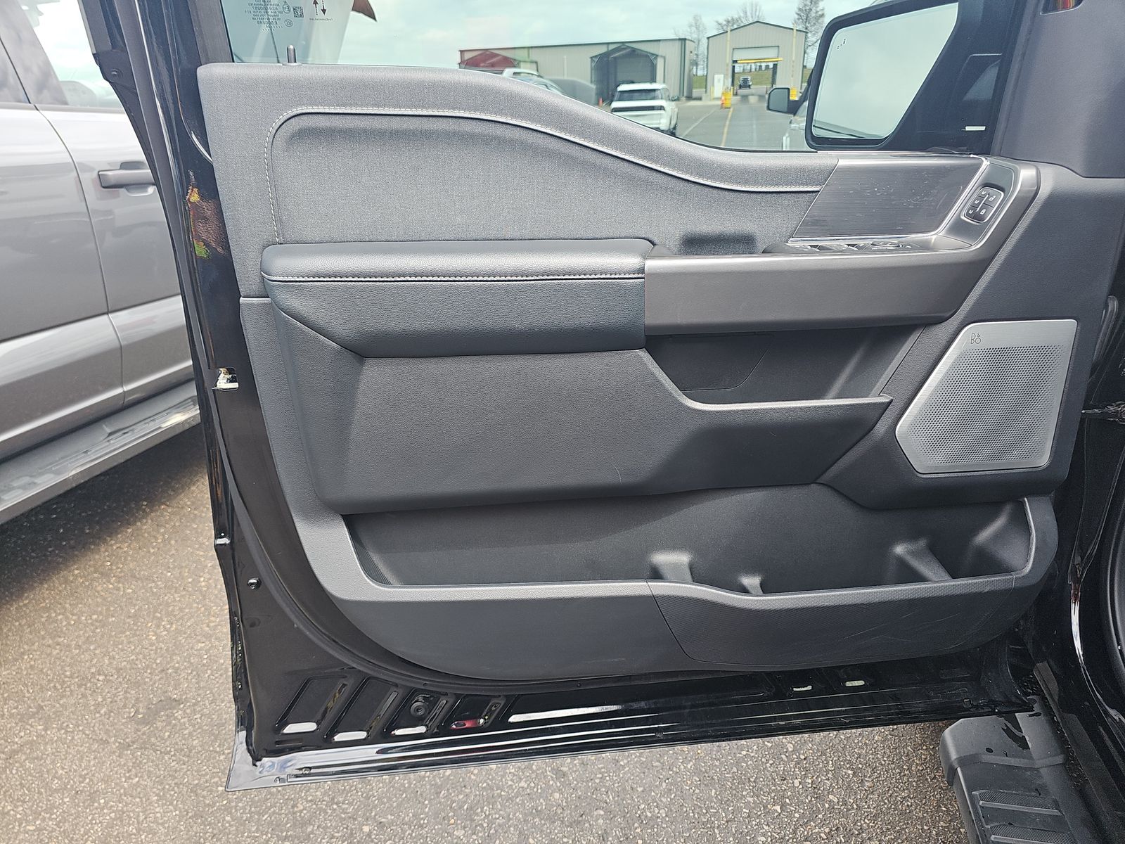 2024 Ford F-150 Hybrid Lariat AWD