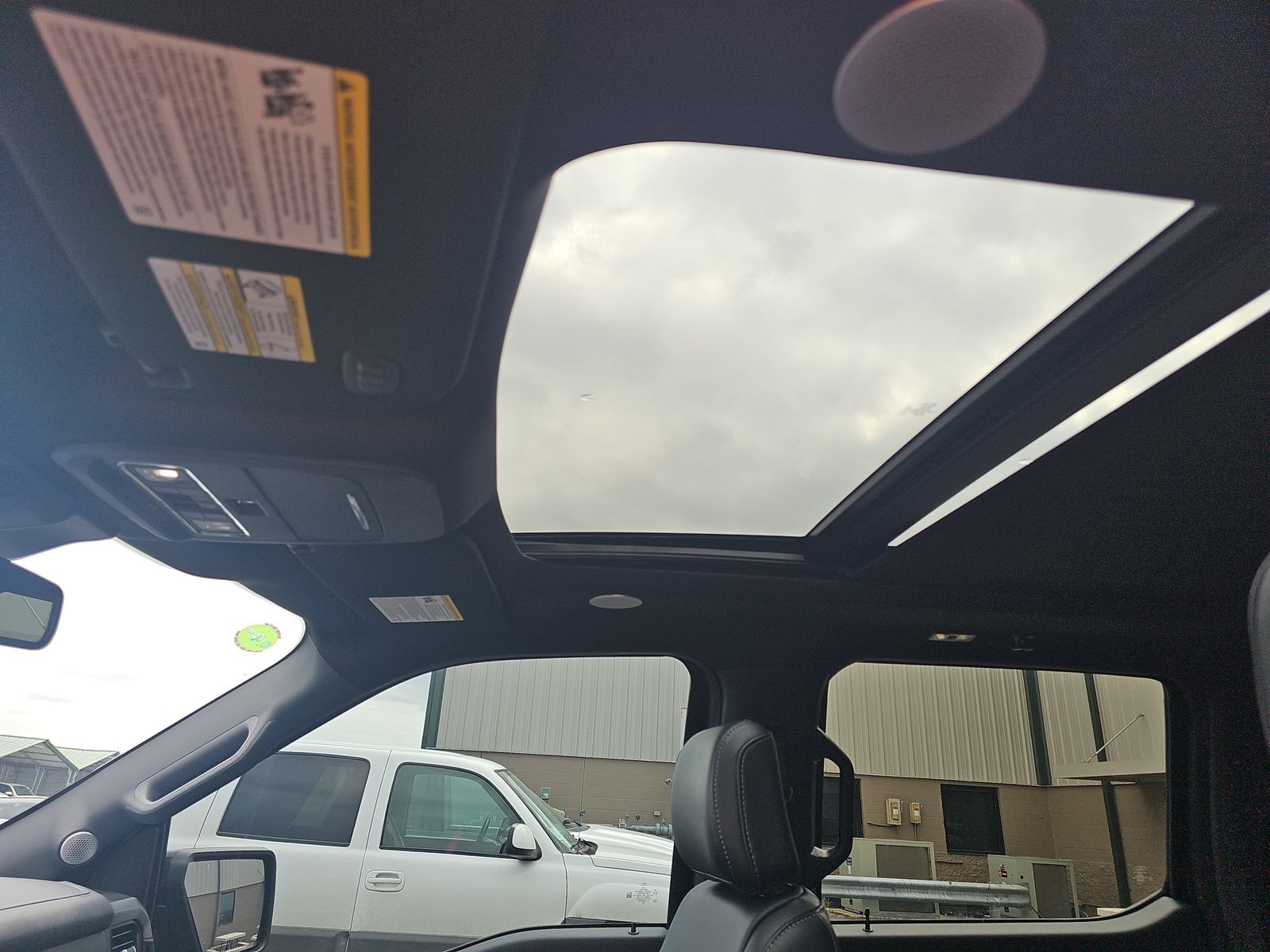 2024 Ford F-150 Hybrid Lariat AWD