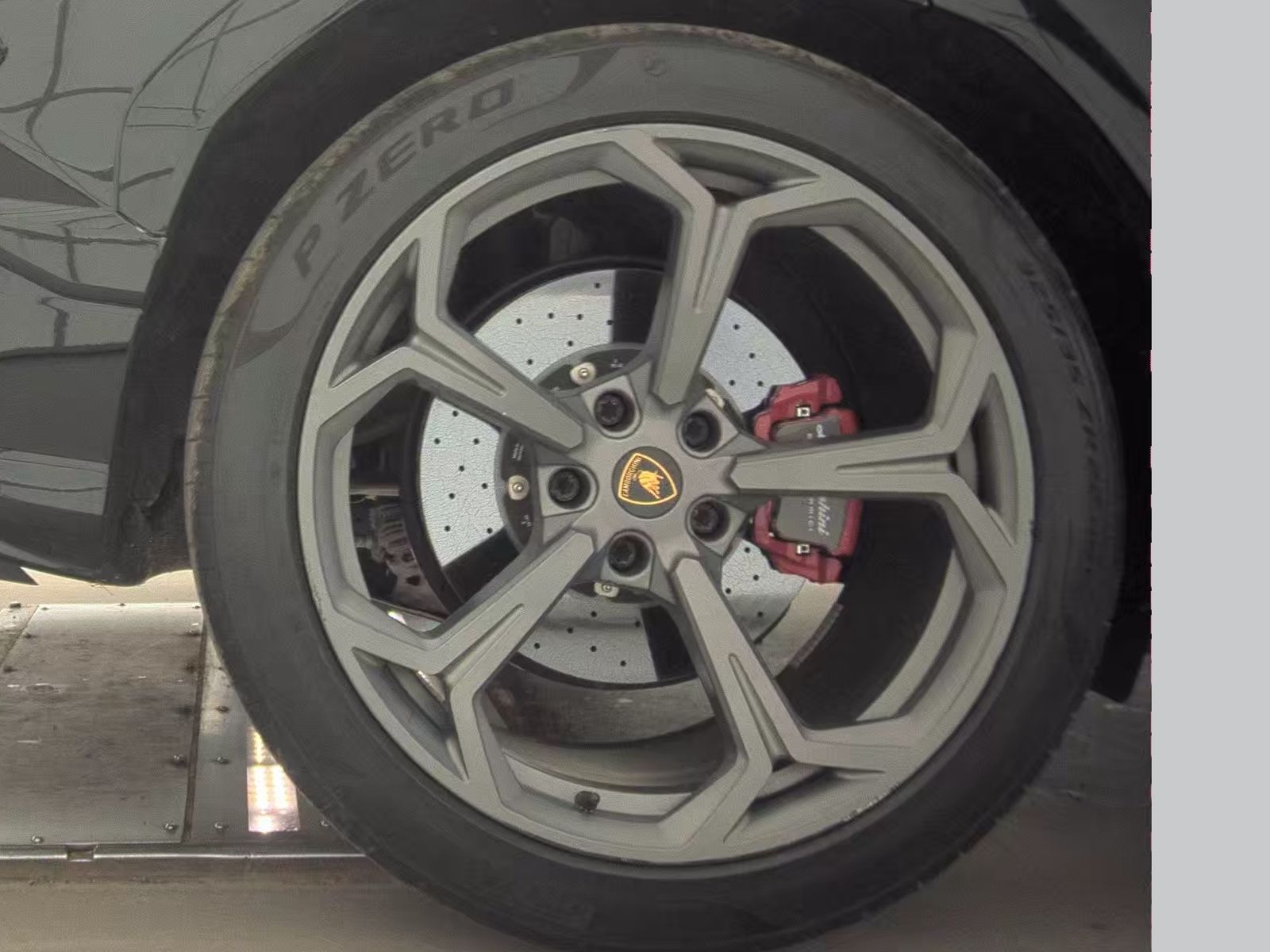 2022 Lamborghini Urus Pearl Capsule AWD